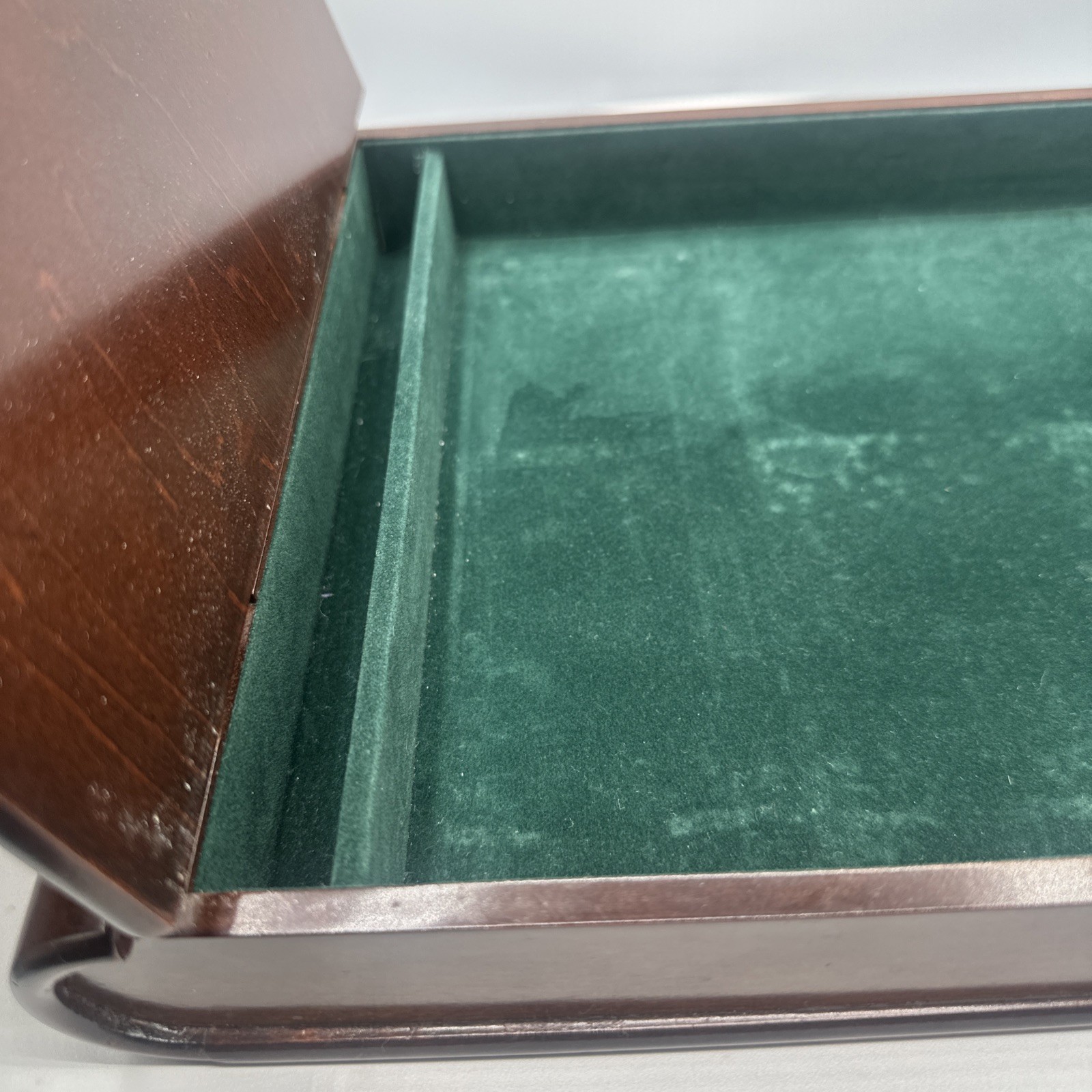 Vintage 1994 The Bombay Company Wooden Book Box Keepsake Jewelry Case Brass
