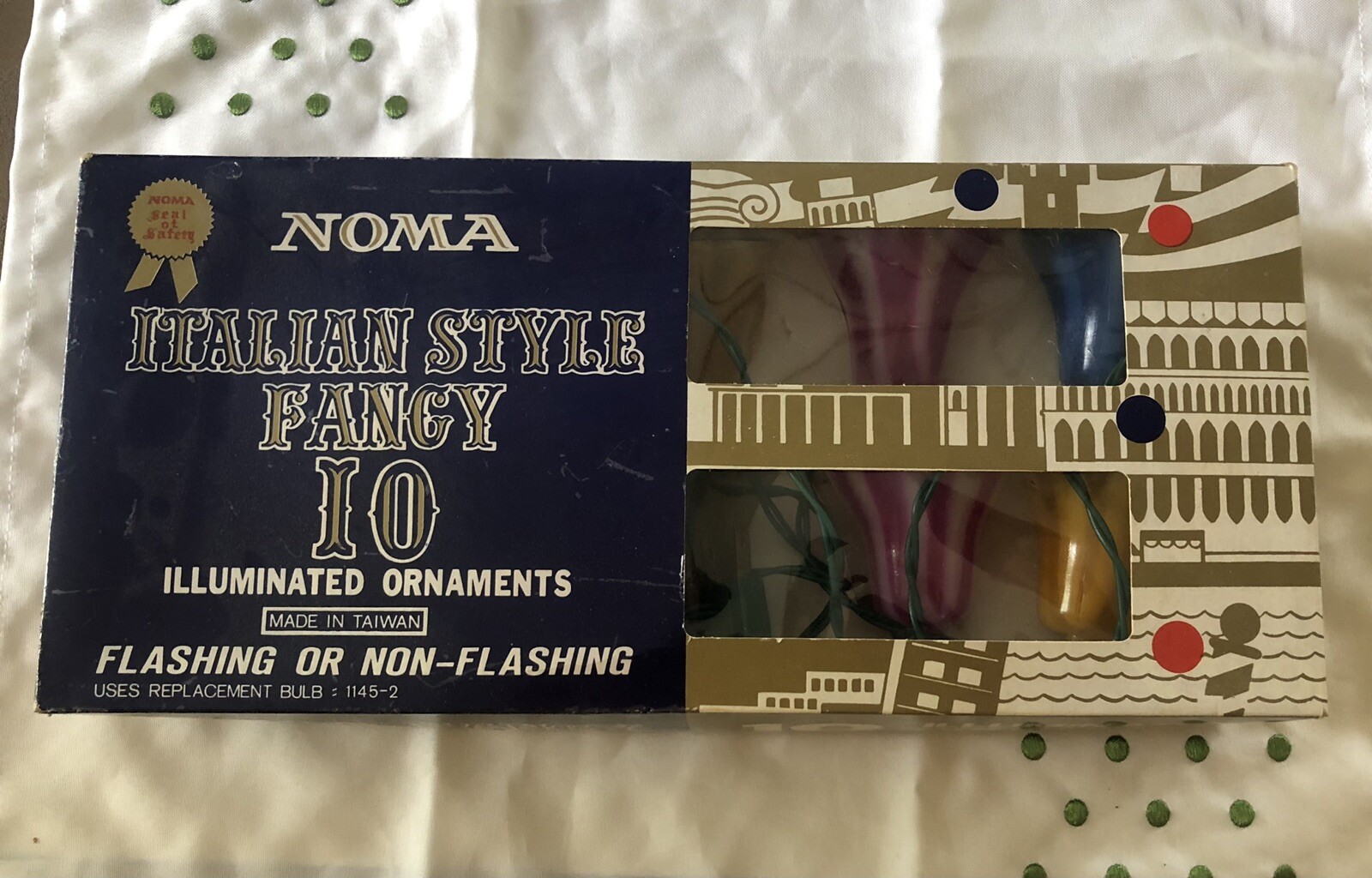 Vintage Noma Italian Style Fancy Indoor Illuminated Ornaments …Working