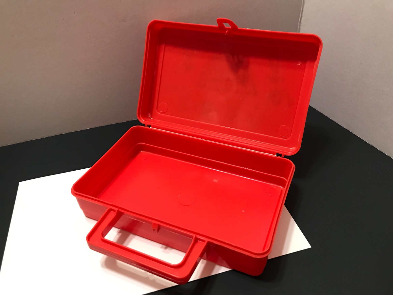 Six Flags Great Adventure – Jackson, New Jersey – 1980’s Plastic Case Lunch Box