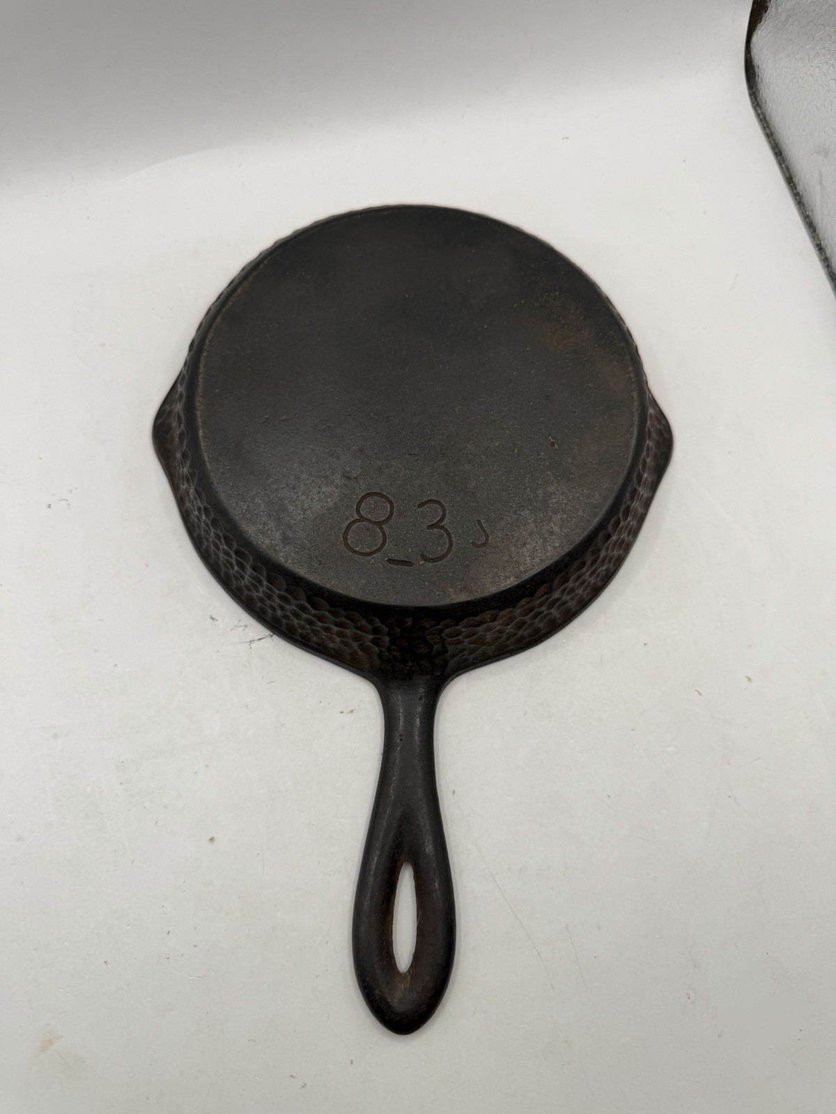 1920s Chicago Hardware Hammered #3 Seasoned Iron Skillet 83 J Fast Shipping