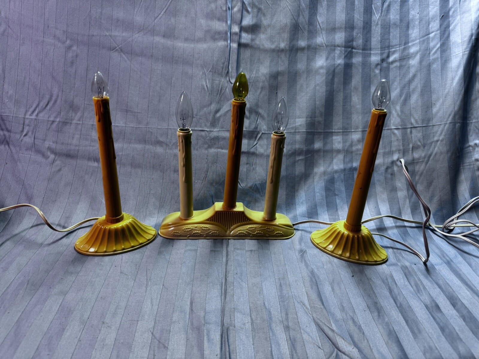 Christmas Window Electric Plug In 6 Lights Candles Candelabra Style Bulb Works