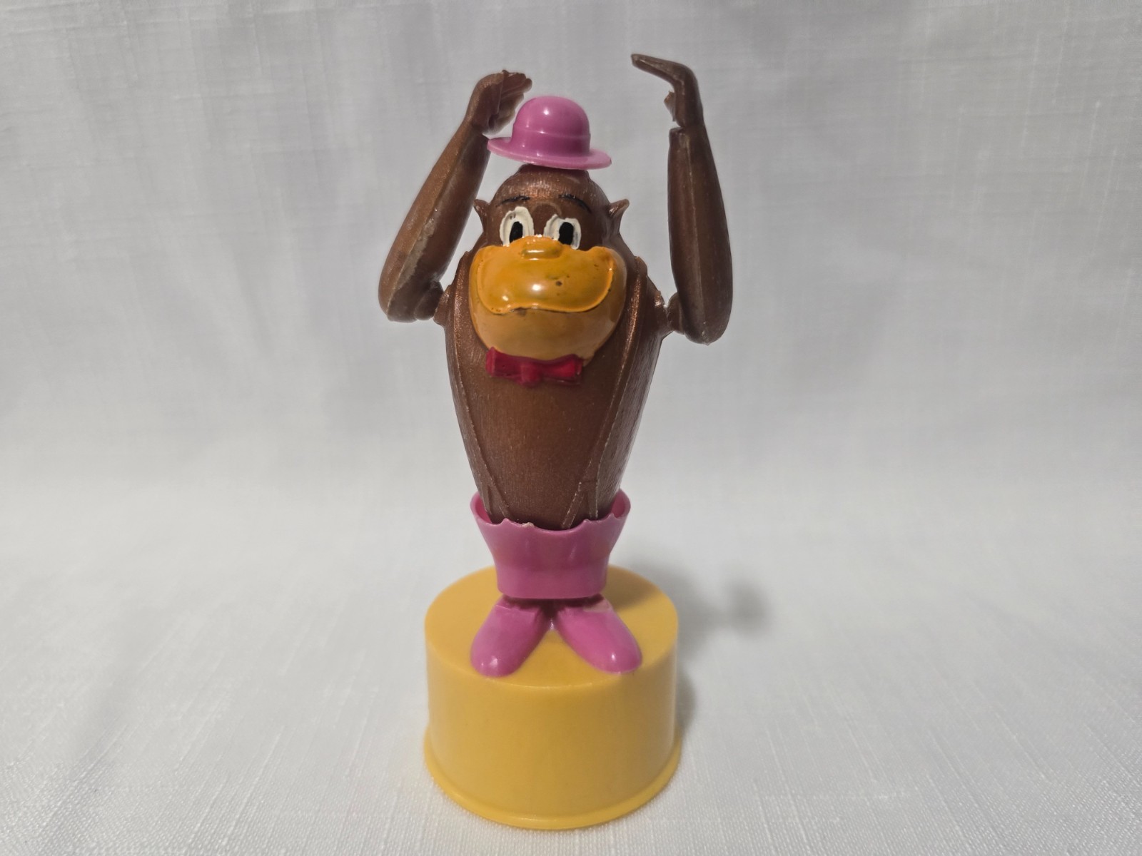 Vintage 1960’s Magilla Gorilla Push Button Puppet Kohner Bros. Hanna Barbera