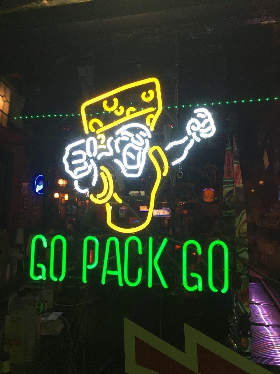 Green Bay Packers Go Pack Go Cheesehead 20″x16″ Neon Light Sign Lamp Beer Bar