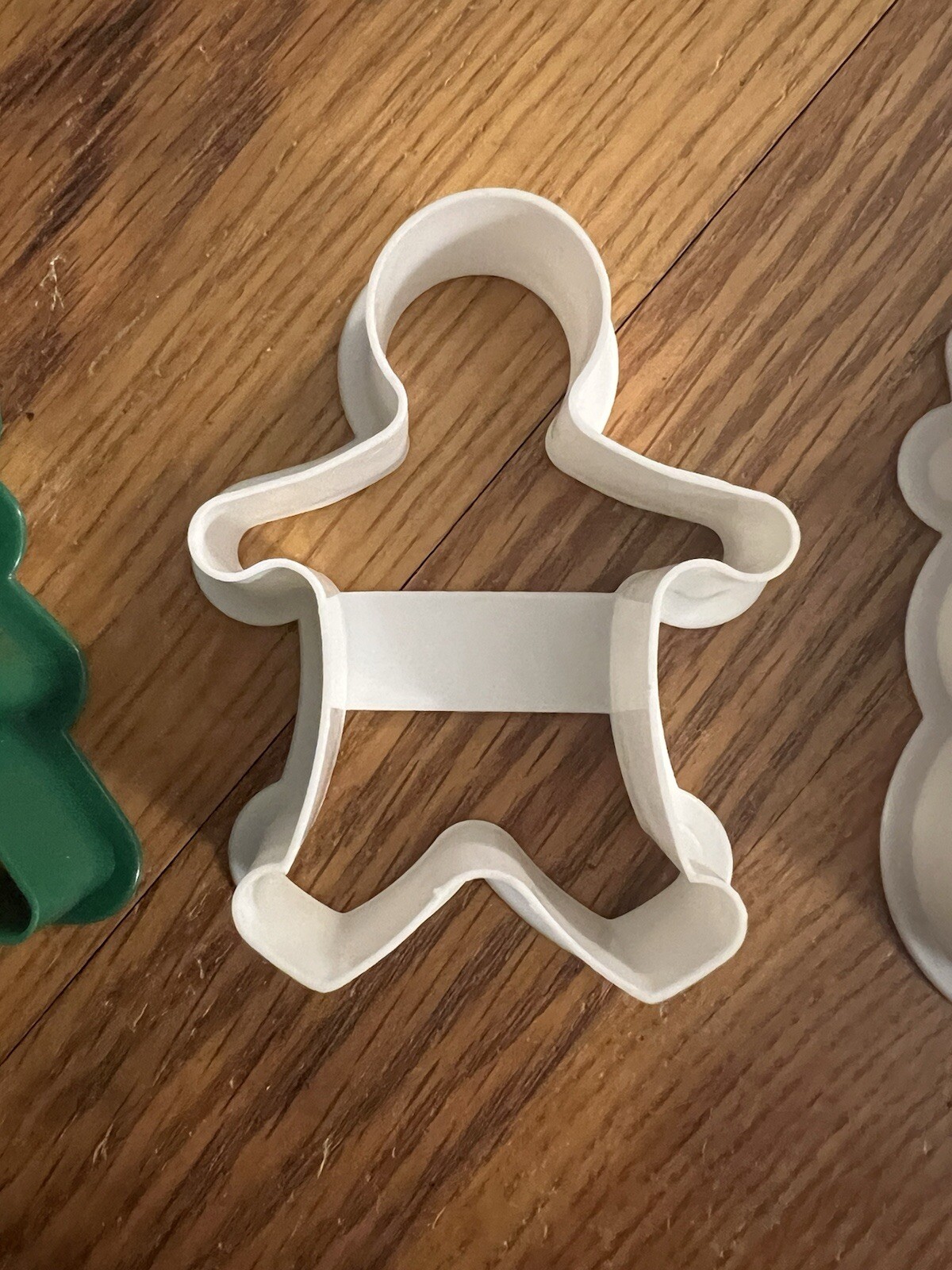 Brand New Acme International Christmas Cookie Cutters Set Tree Boy Snowman Bell