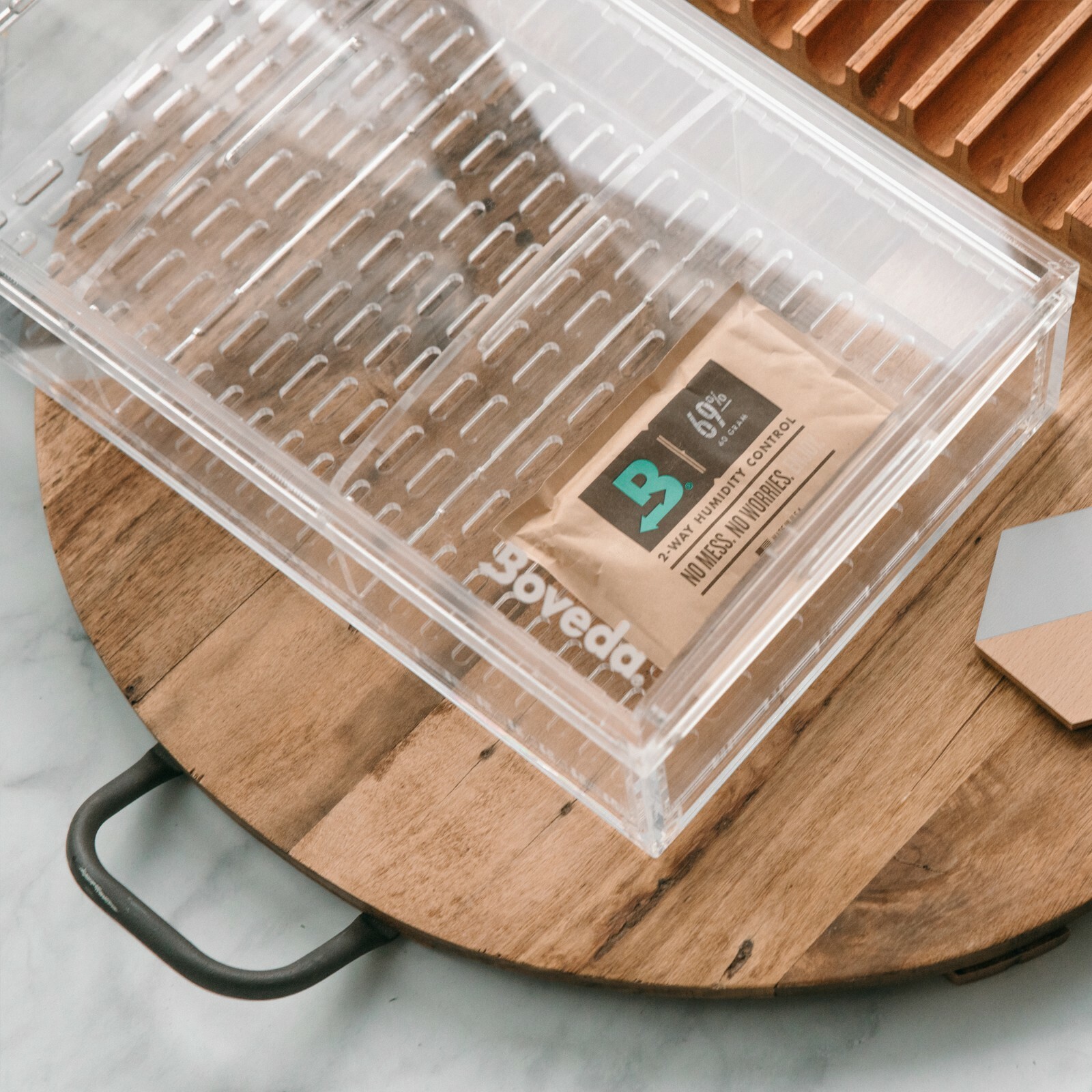 Boveda 69% RH 2-Way Humidity Control – Protects & Restores – Size 60 – 4 Count