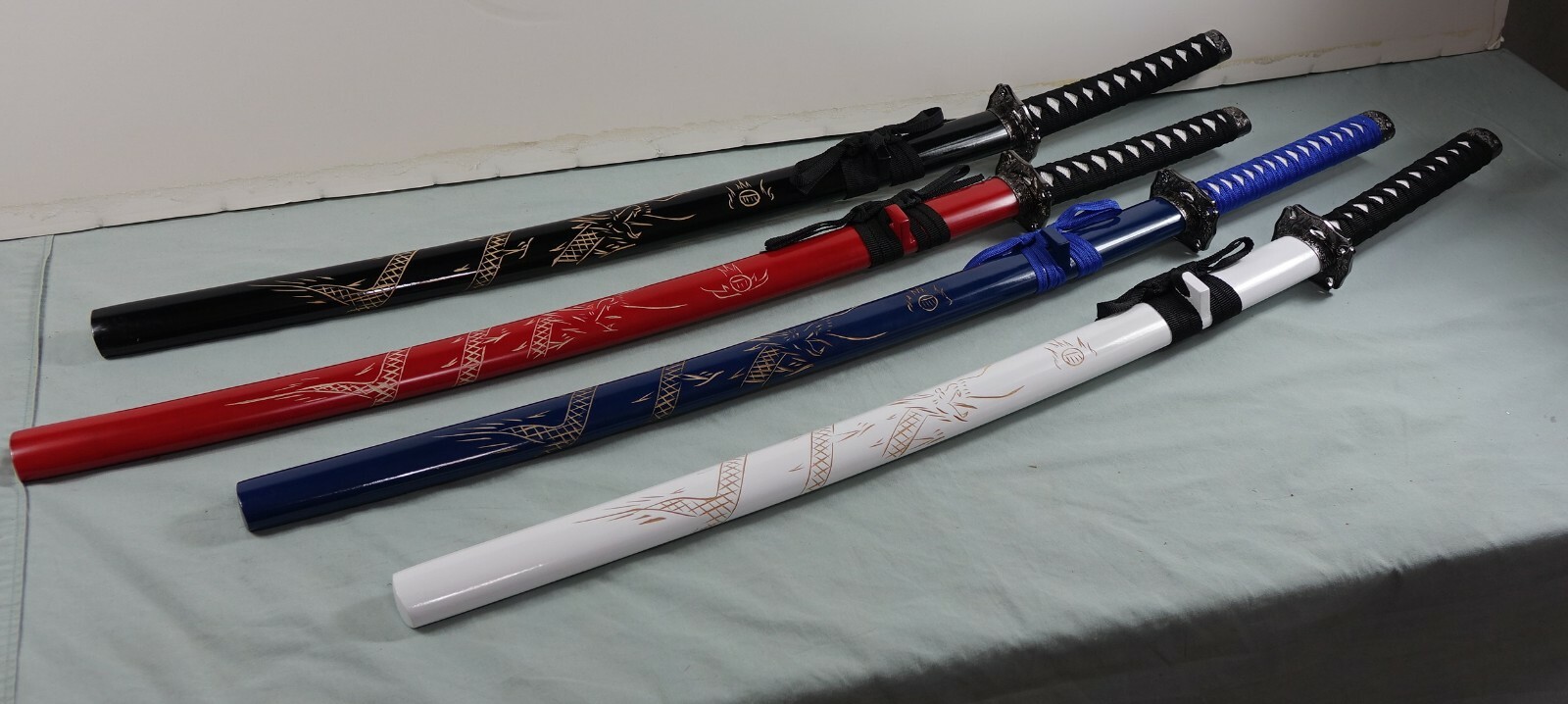 40″ Japanese Samurai Dragon Sword Red Blue or White Carbon Steel Katana Ninja