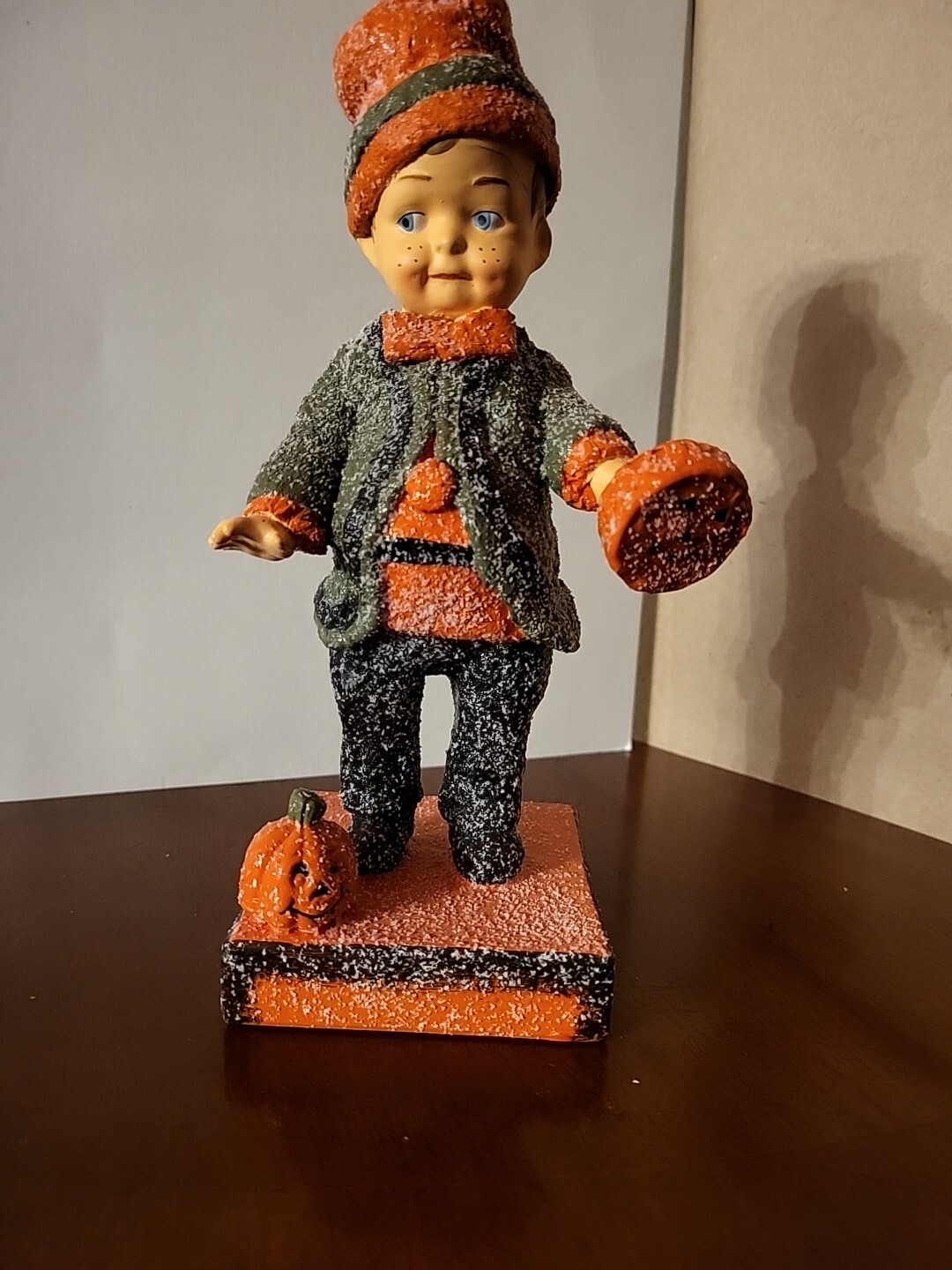 Margaret Haire KITSCHY Halloween Barnaby’s Bowtie Figurine, Fall Art