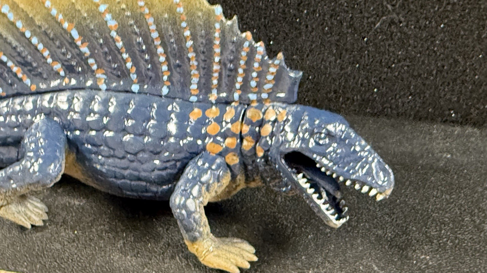 Airfix model kit model custom painted and built Dimetrodon