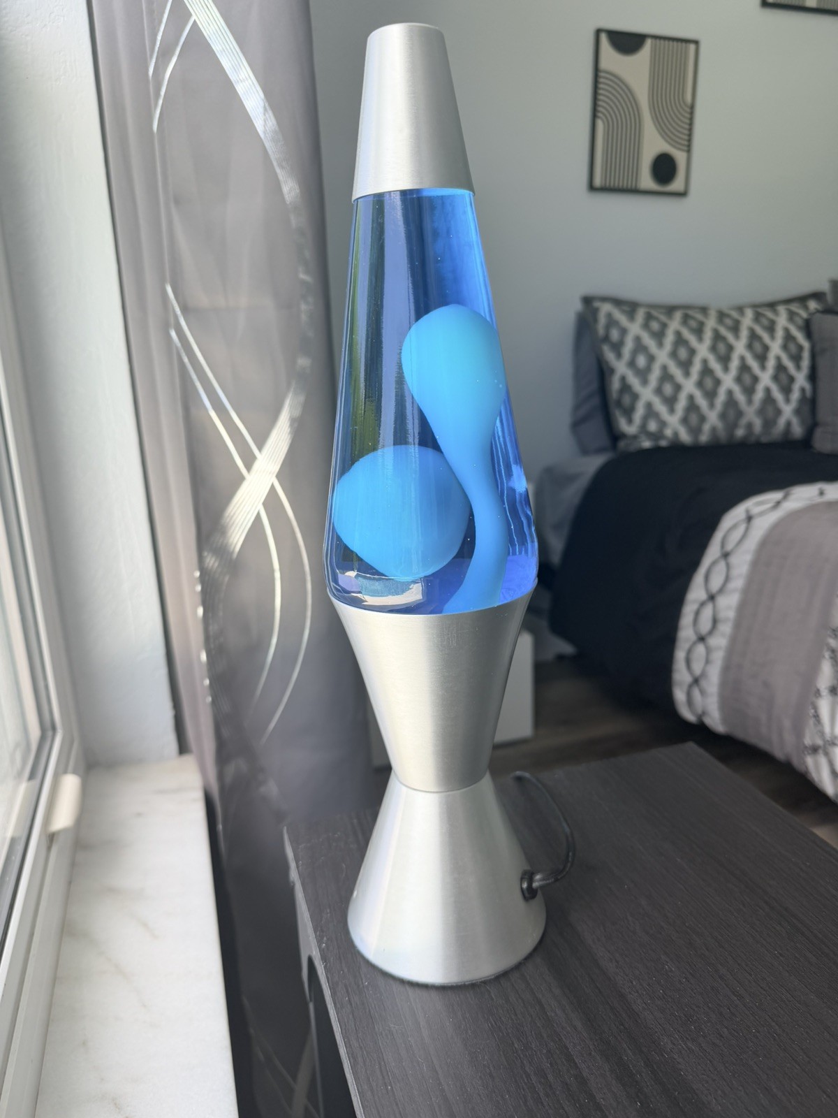 Lava Lite Lamp Vintage RARE 2000 Silver Streak Blue/ white #03 1990’s Original