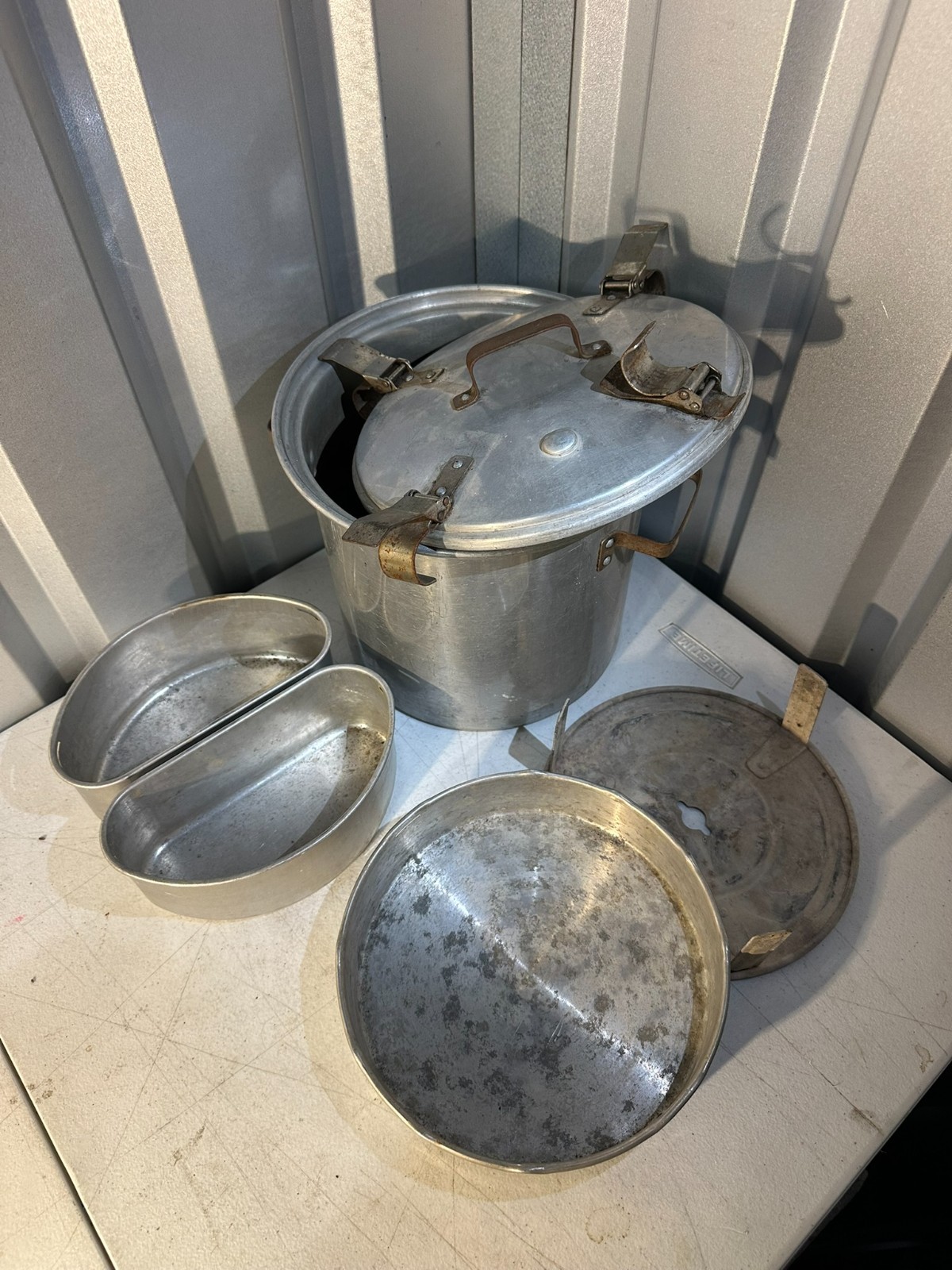 Vintage West Bend The Waterless Cooker American Model 10 Quart Aluminum Pot Set