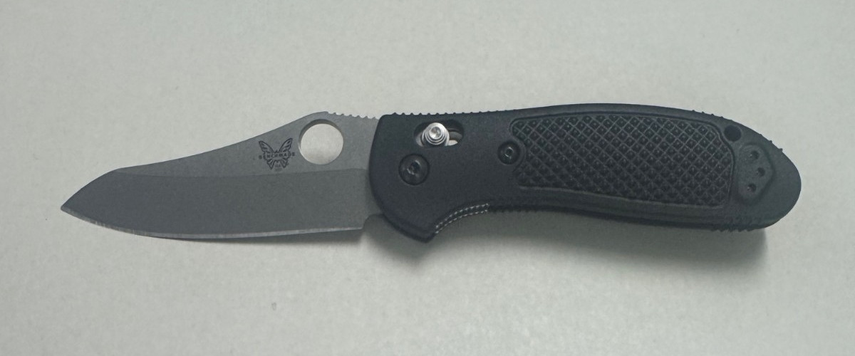 Benchmade 550-S30V Griptilian Nylon Handle Sheepsfoot CPM-S30V Blade