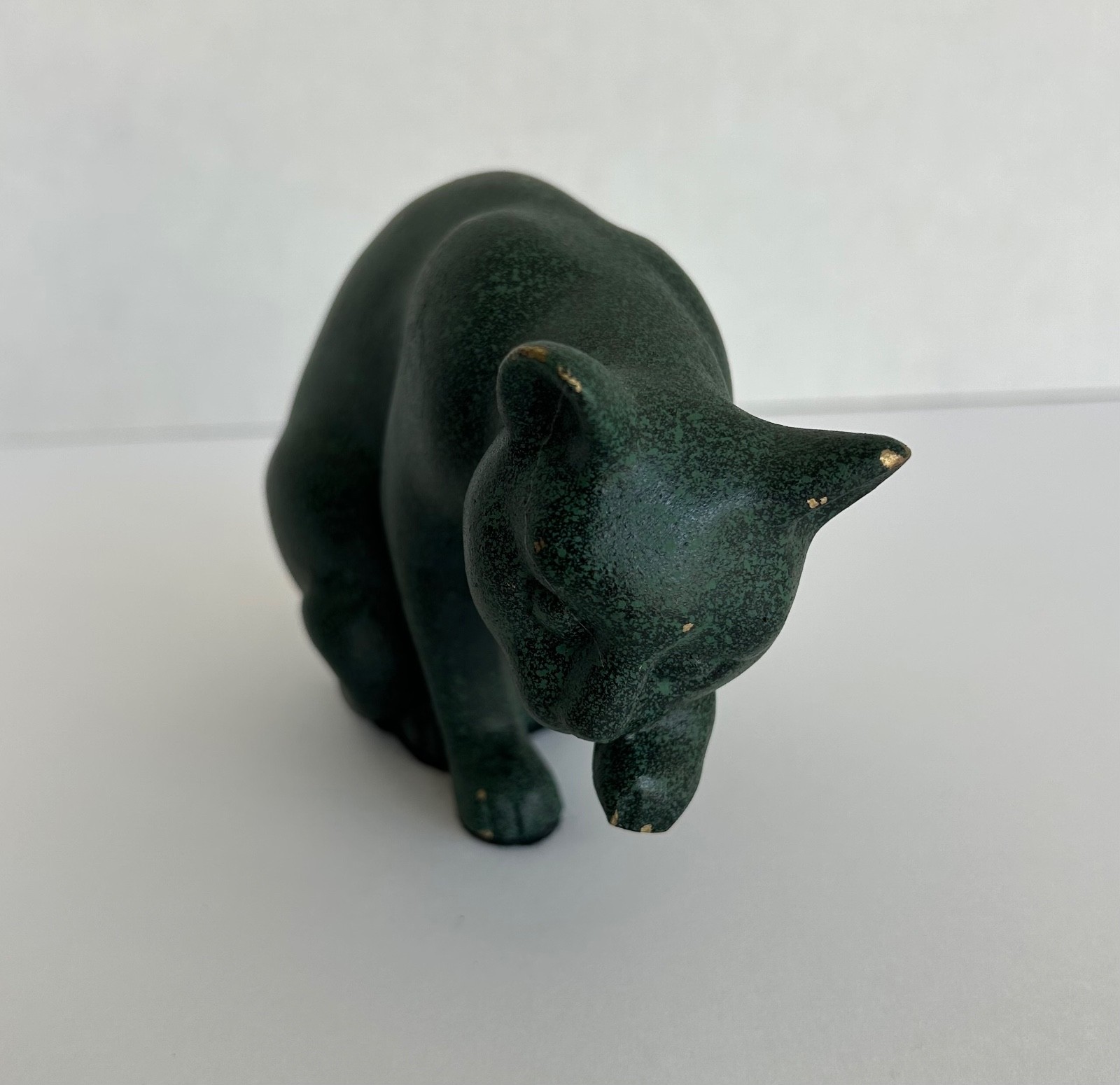 Yao You-Xin – solid bronze cat sculpture – 1985 Franklin Mint