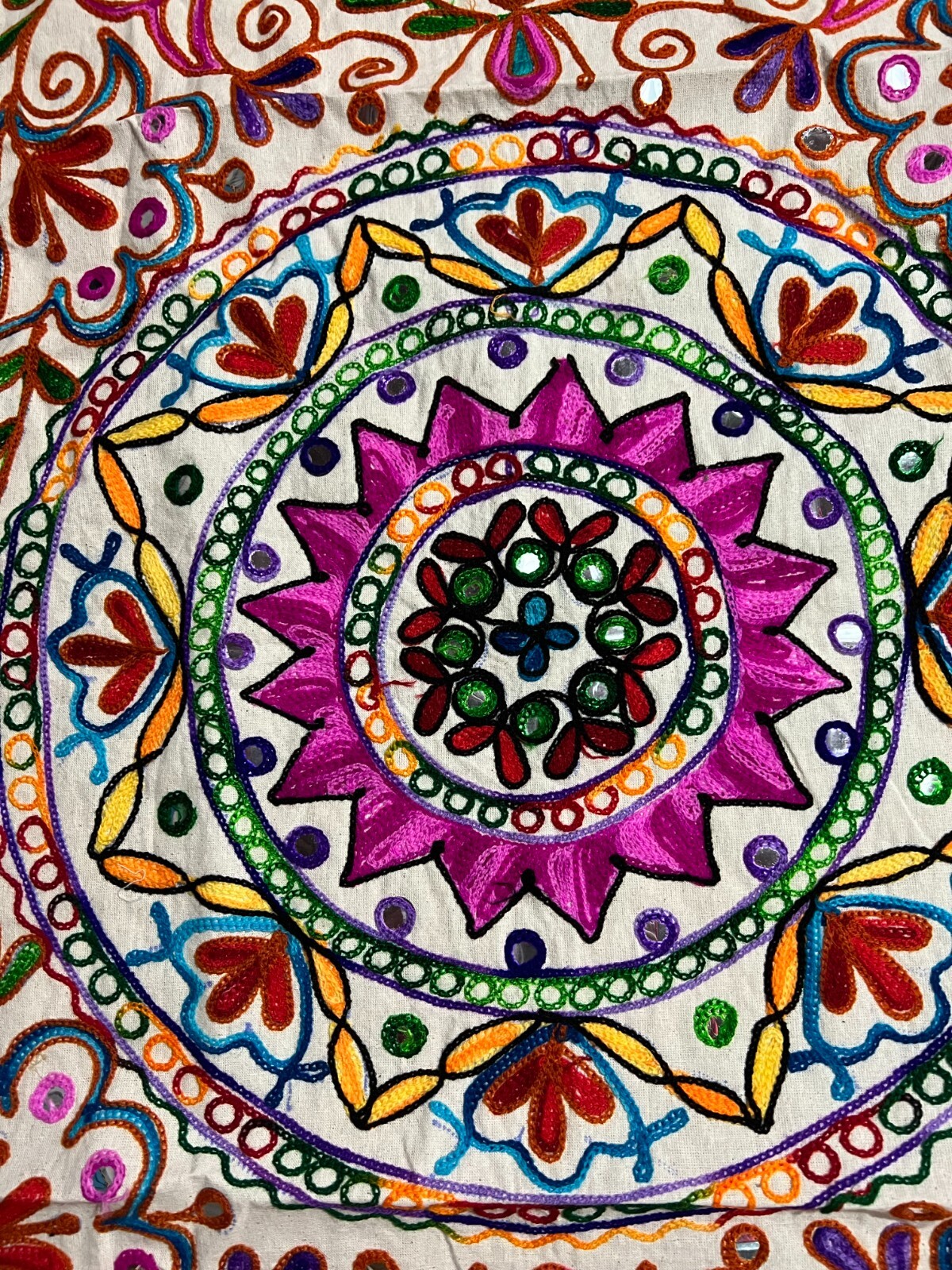 New Hand Embroidered Cloth Wall Handing Table Cover Floral Star Mirrors 49″x 31″
