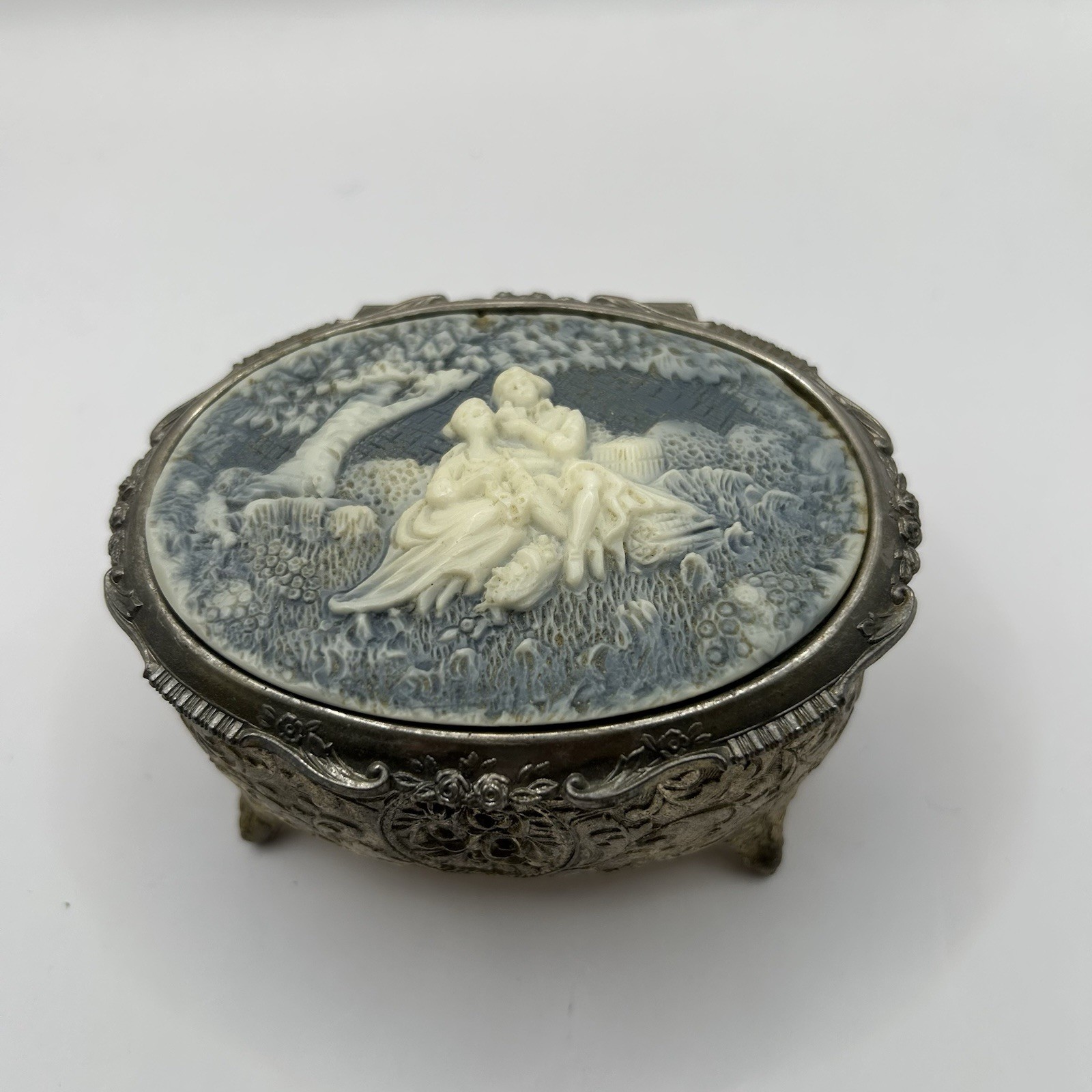 Vintage Trinket Jewelry Casket Box Footed Embossed Silver Toned Blue Lined Japan