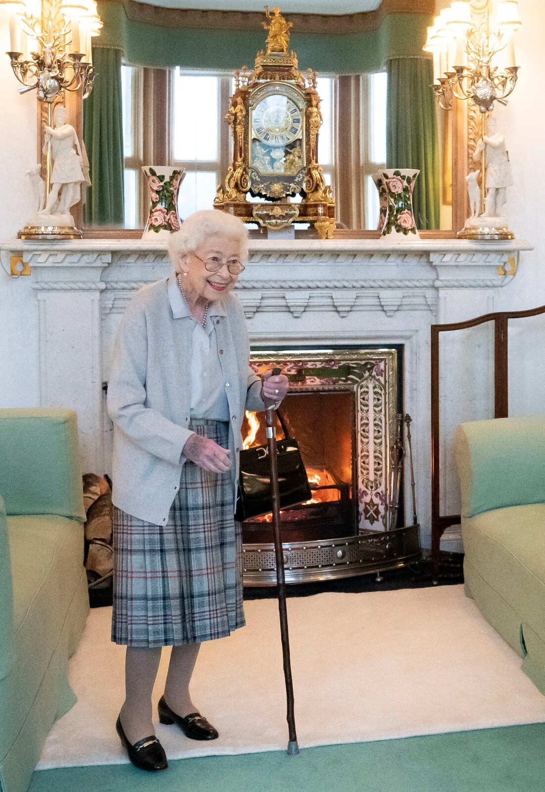 Last Photo of Queen Elizabeth ll Postcard 5″ X 7″ At Balmoral Castle Scotland