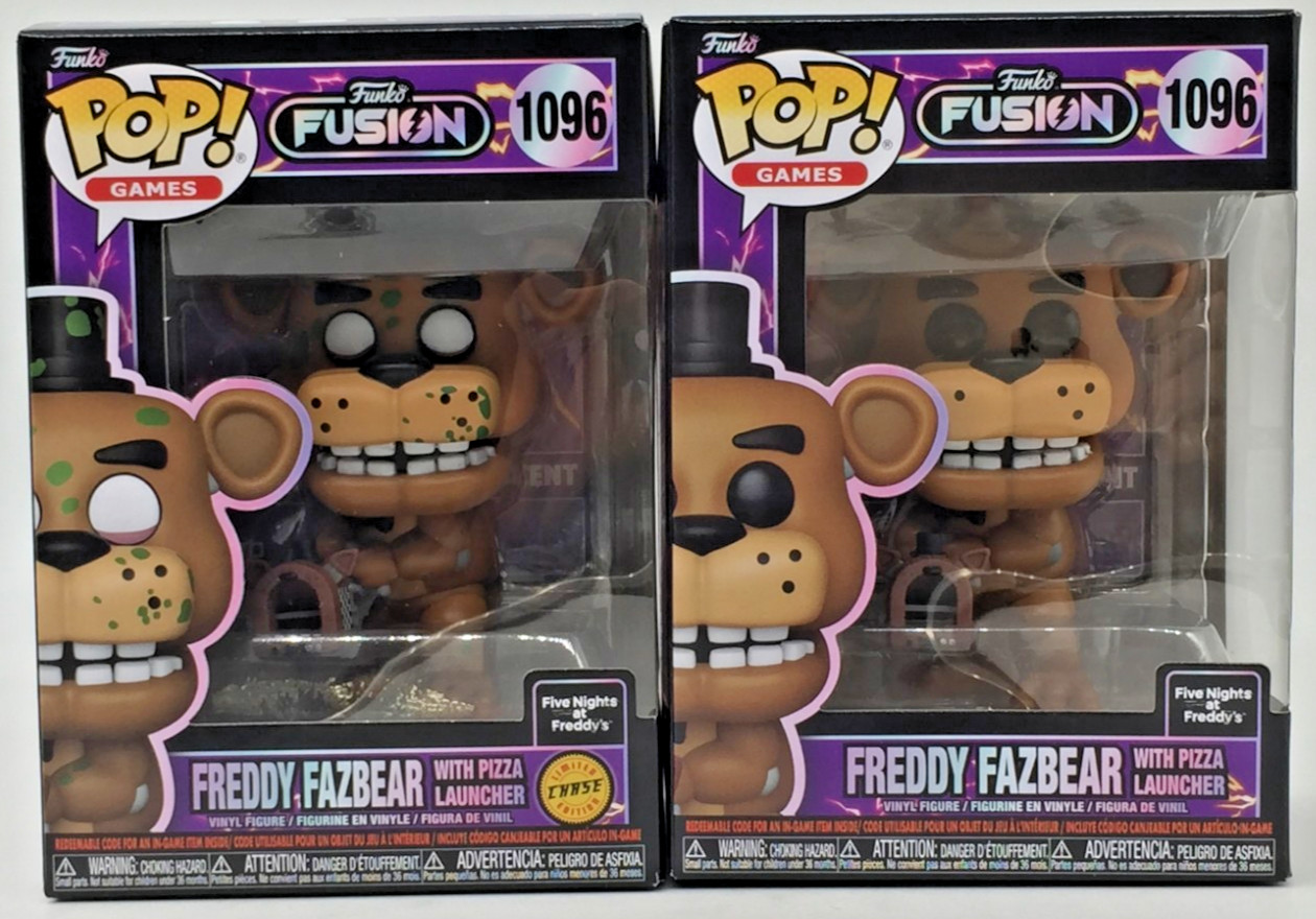 Funko Pop! Fusion Games Freddy Fazbear #1096 Common & CHASE Set of 2 W/Protector