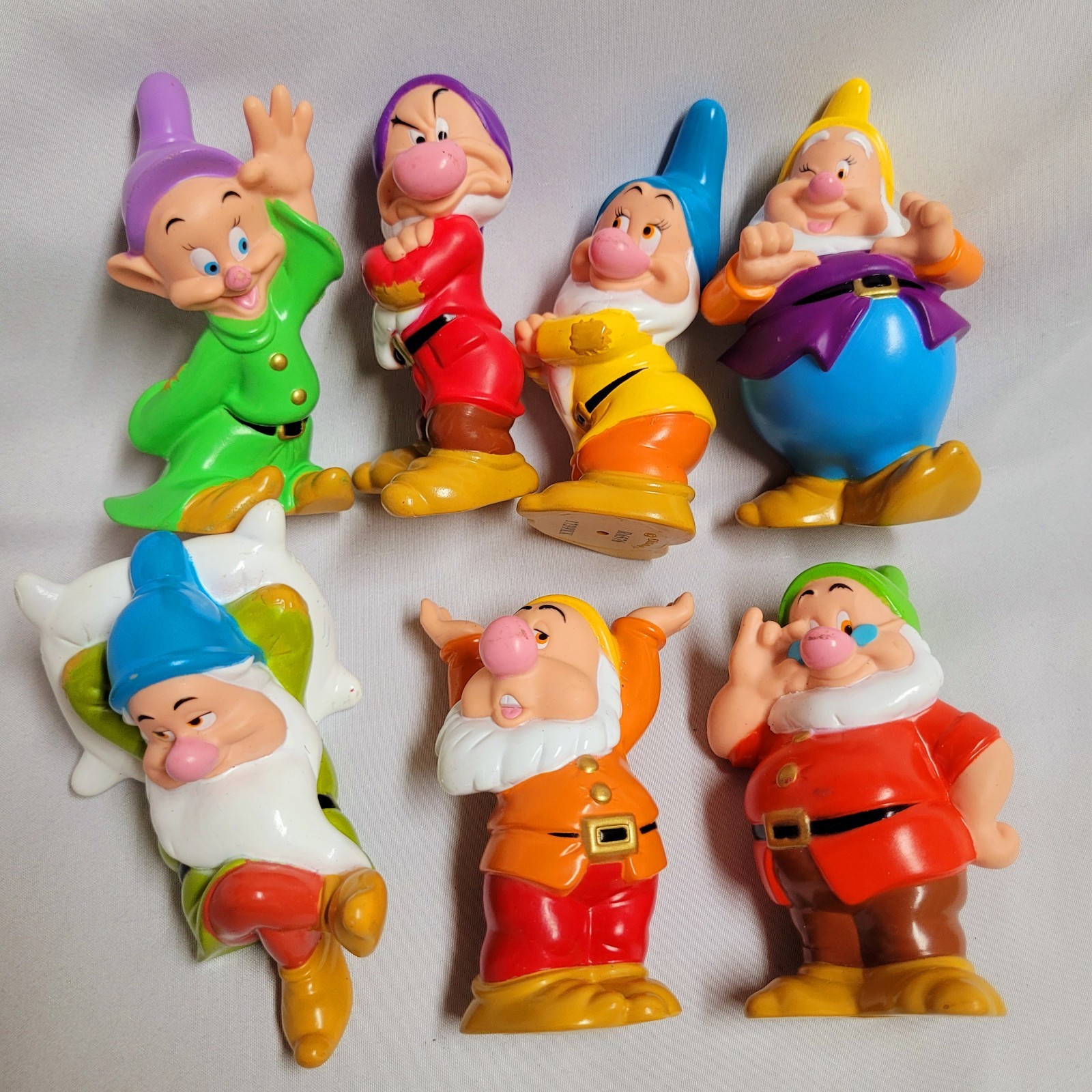 Disney Snow White Seven Dwarfs 3.5 inch PVC Figure Set Complete All 7 Vinyl Figs
