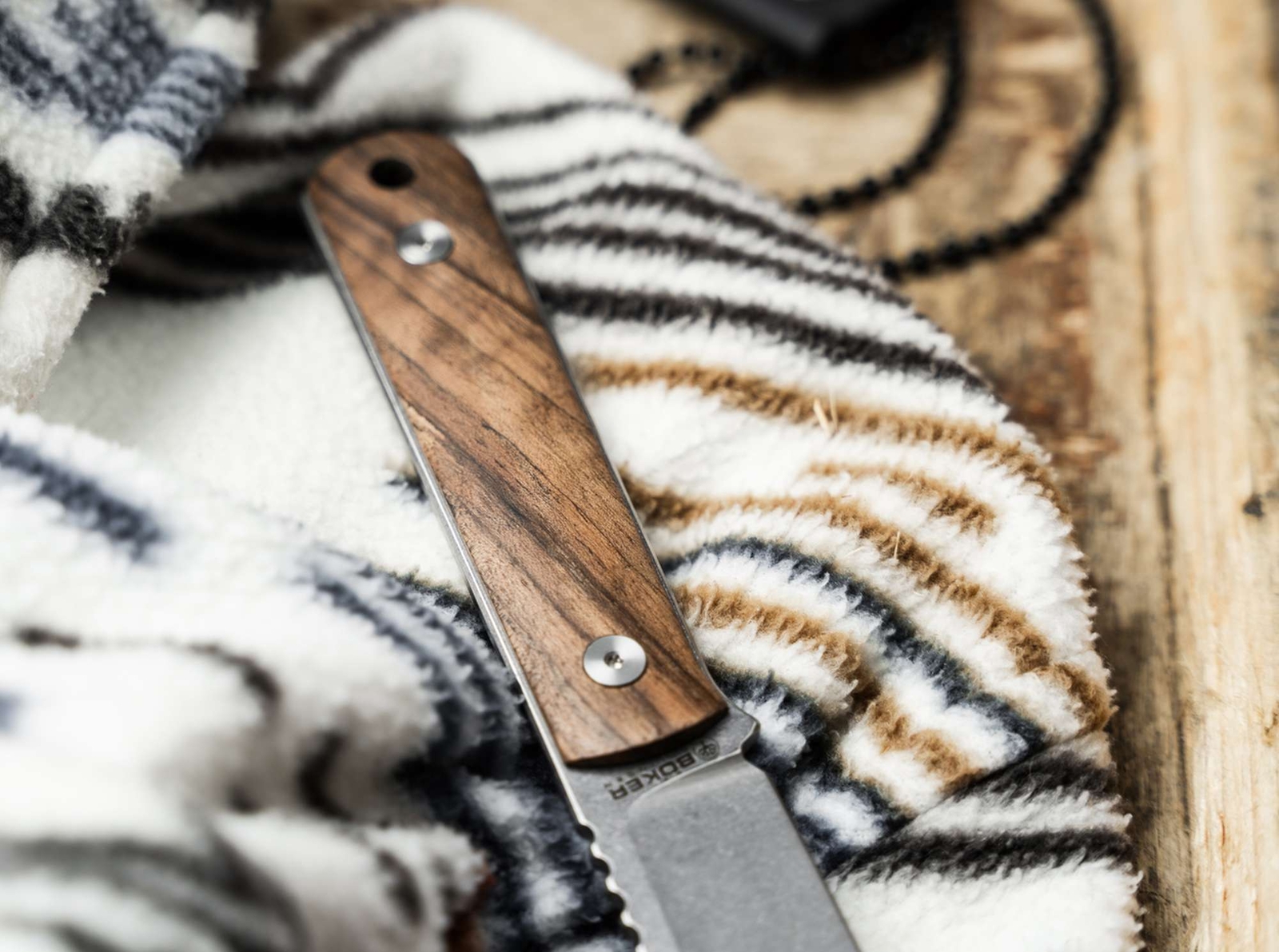 Boker BFF Packlite Walnut Fixed Knife 2.68″ MagnaCut Blade Skeletonized ✔️120748