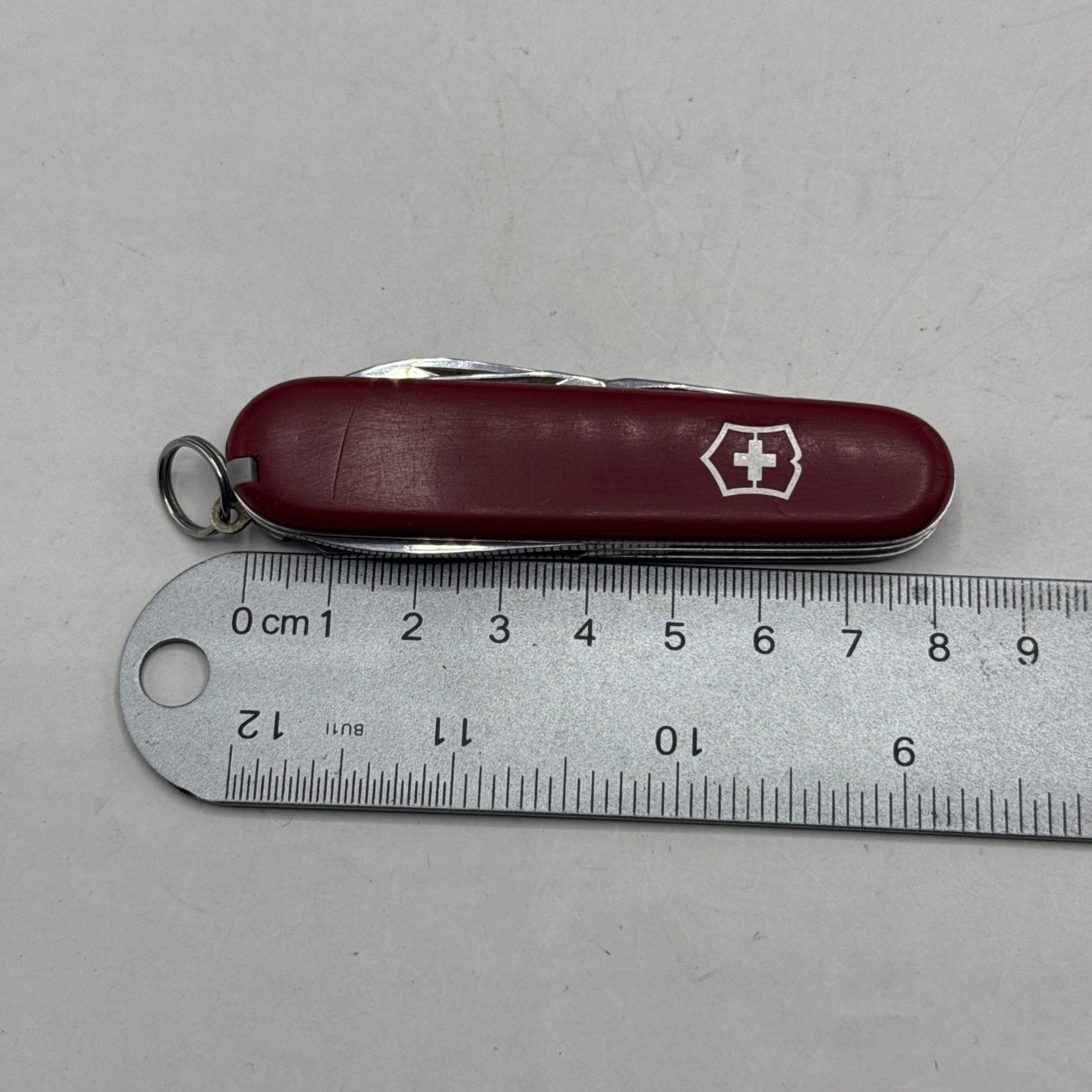 Victorinox Tinker Small Swiss Army knife with Can-key – Red