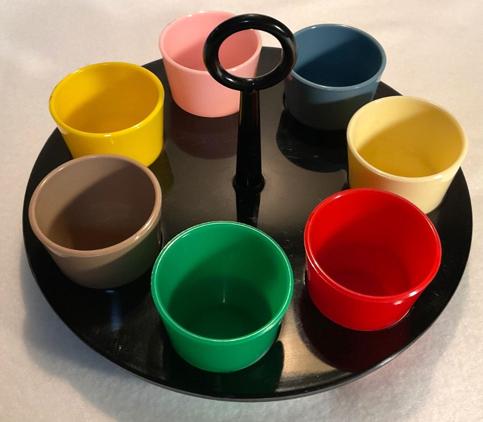 7 Plastic Multicolored Shot Glasses w/Black Carrier/Caddy. RARE SERVall Products