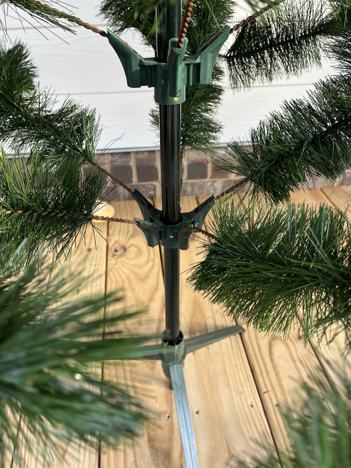 Vintage 1970s 6′ Scotch Pine Artificial Christmas American Tree Co Bottle Brush