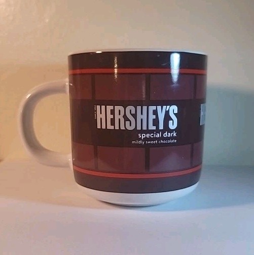Hershey’s Special Dark, Mildly Sweet Dark Chocolate Galerie Medium Coffee Mug