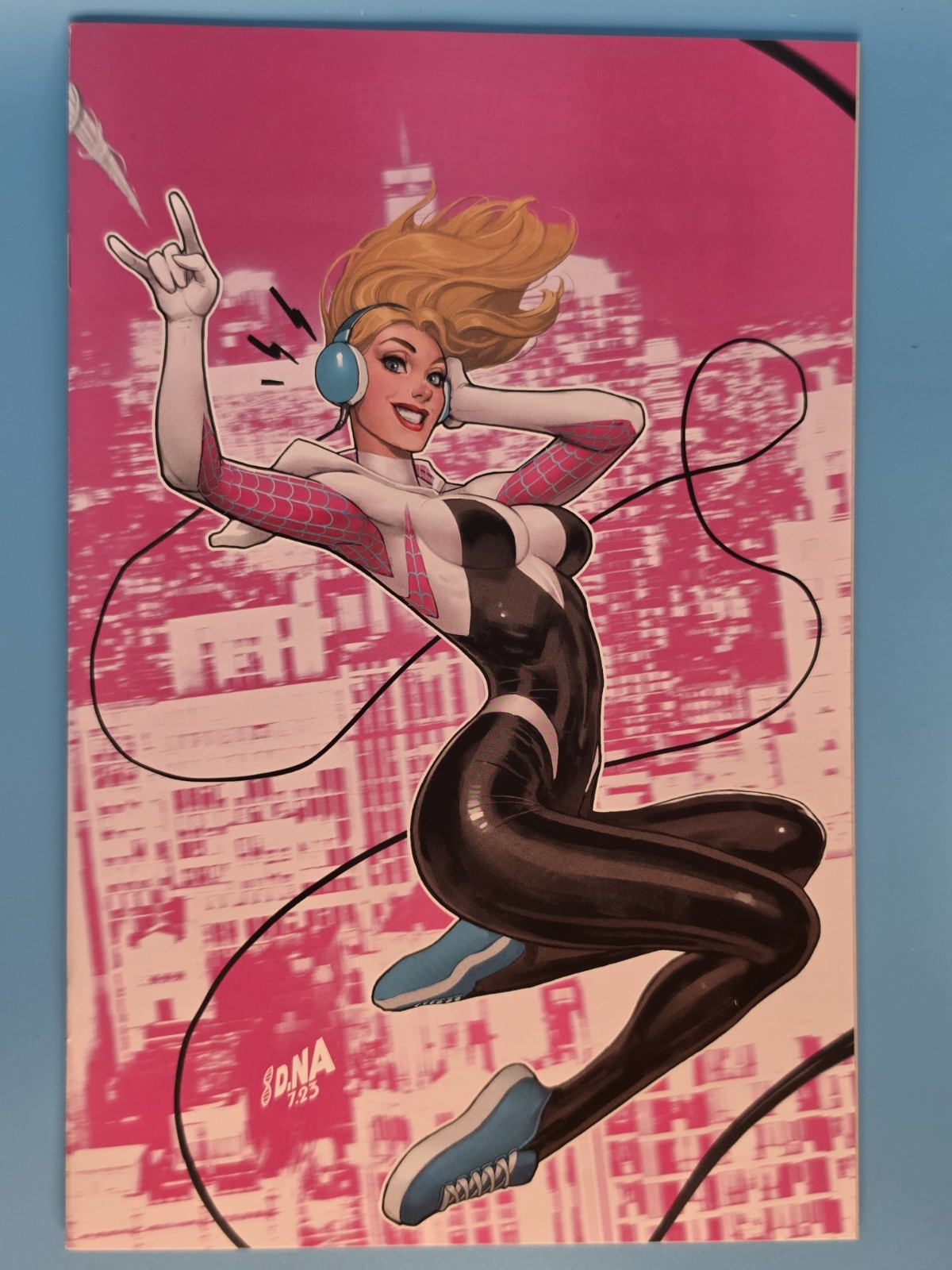 Spider Gwen Smash #1 (2023) David Nakayama Exclusive Virgin Variant