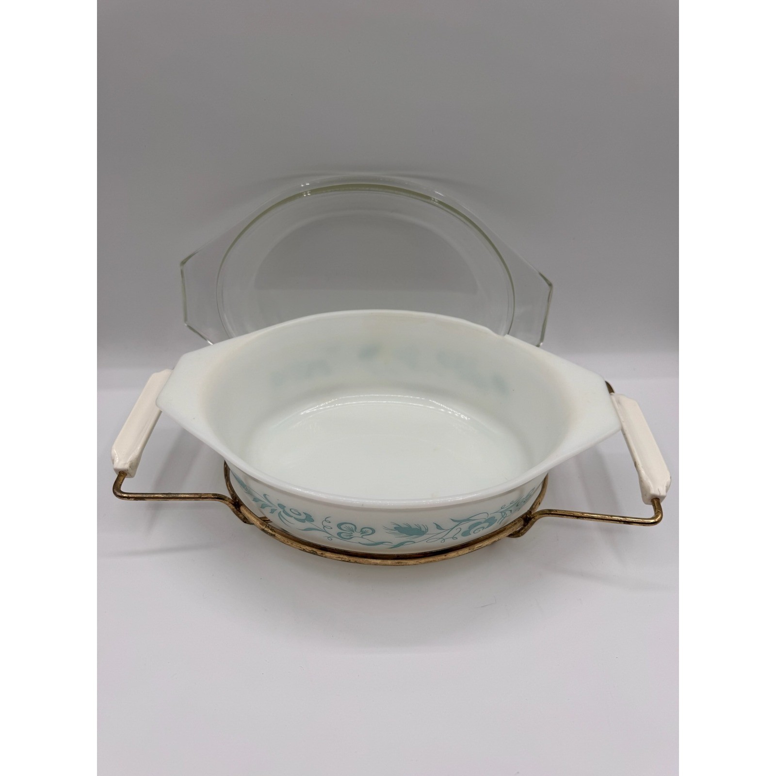 Vintage Pyrex 043 1.5 Qt Brittany Blue Floral Oval Casserole Dish Lid & Cradle