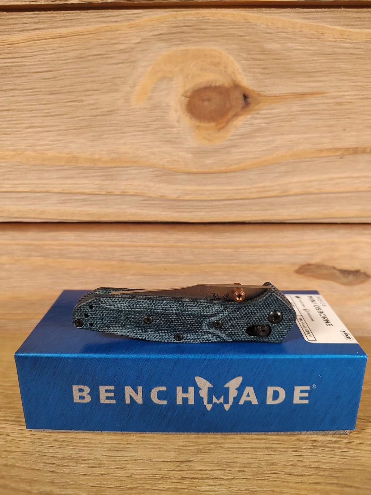 Benchmade 945-04 Mini Osborne AXIS Lock Folding Knife 2.92″ M390 Stonewashed
