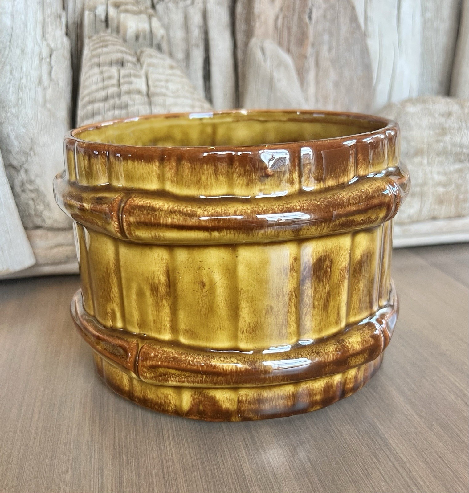 McCoy USA Ceramic Pottery Brown Planter Bamboo Pattern Barrel #3001 Mint!