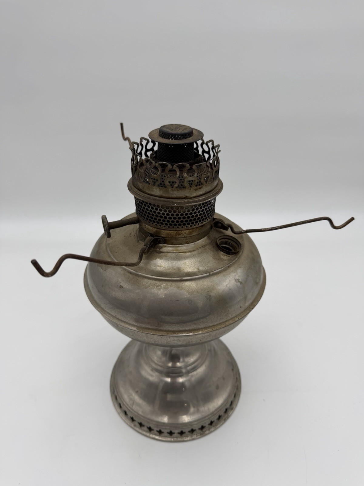 Nickel Rayo Oil Kerosene Lamp Radiant W/ Burner Spreader – No Shade Or Plug