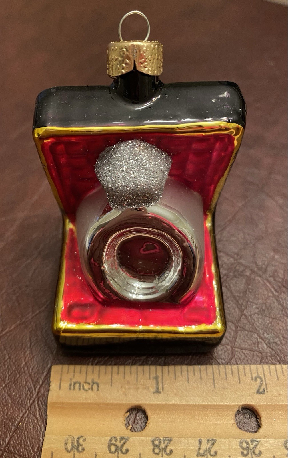 Glass Engagement Ring/Diamond Ring Ornament – Black Red Silver Gold Glitter