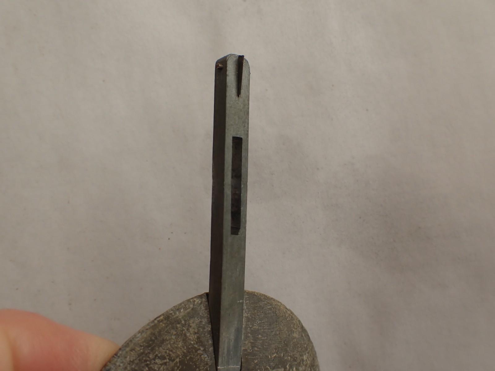 ANTIQUE CLOCK PENDULUM PART 2 3/4 INCH DIAMETER 9.6 OUNCES BIN N