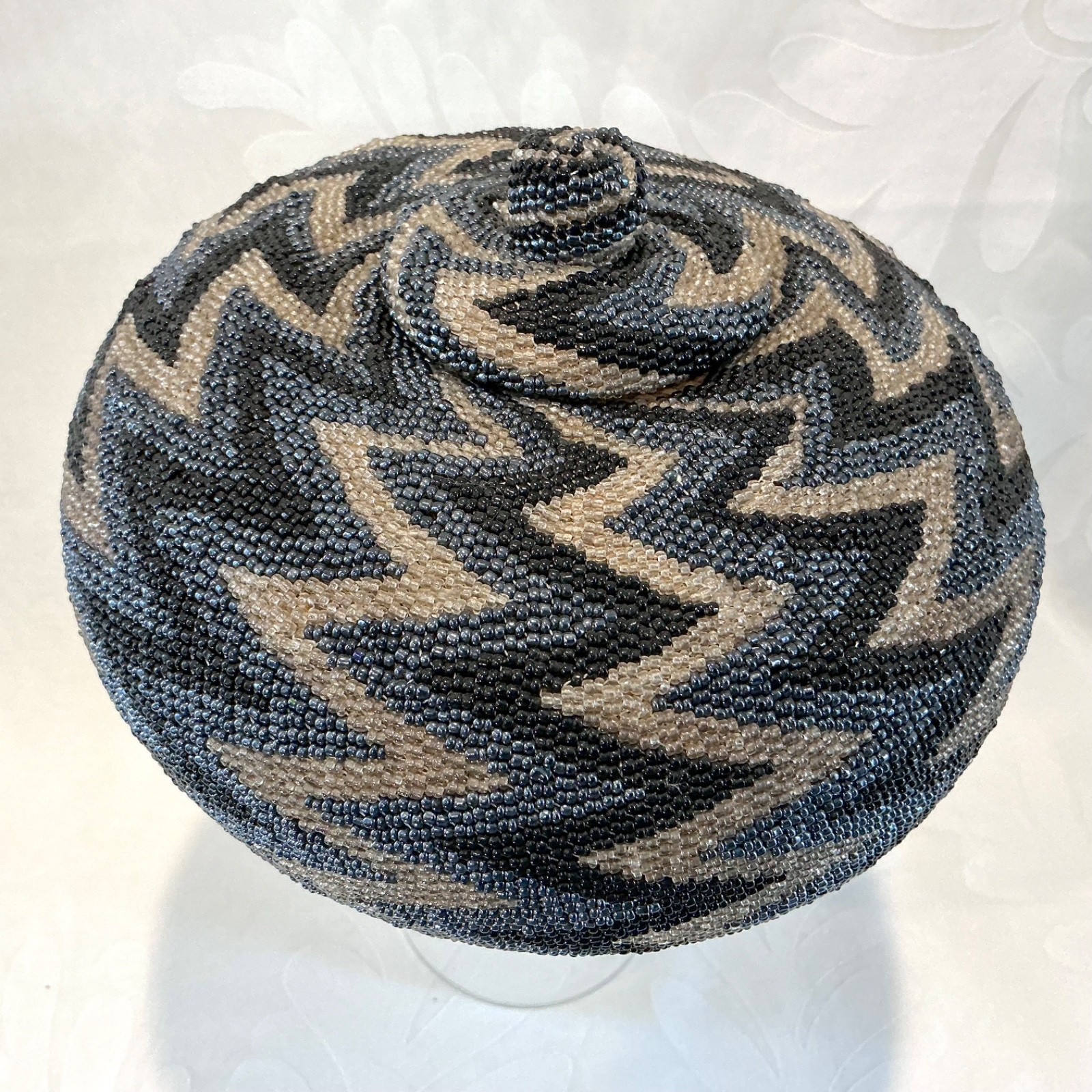 Antique Vtg Hand Woven Multicolor Beaded Rattan Basket Decorative Bali Balinese