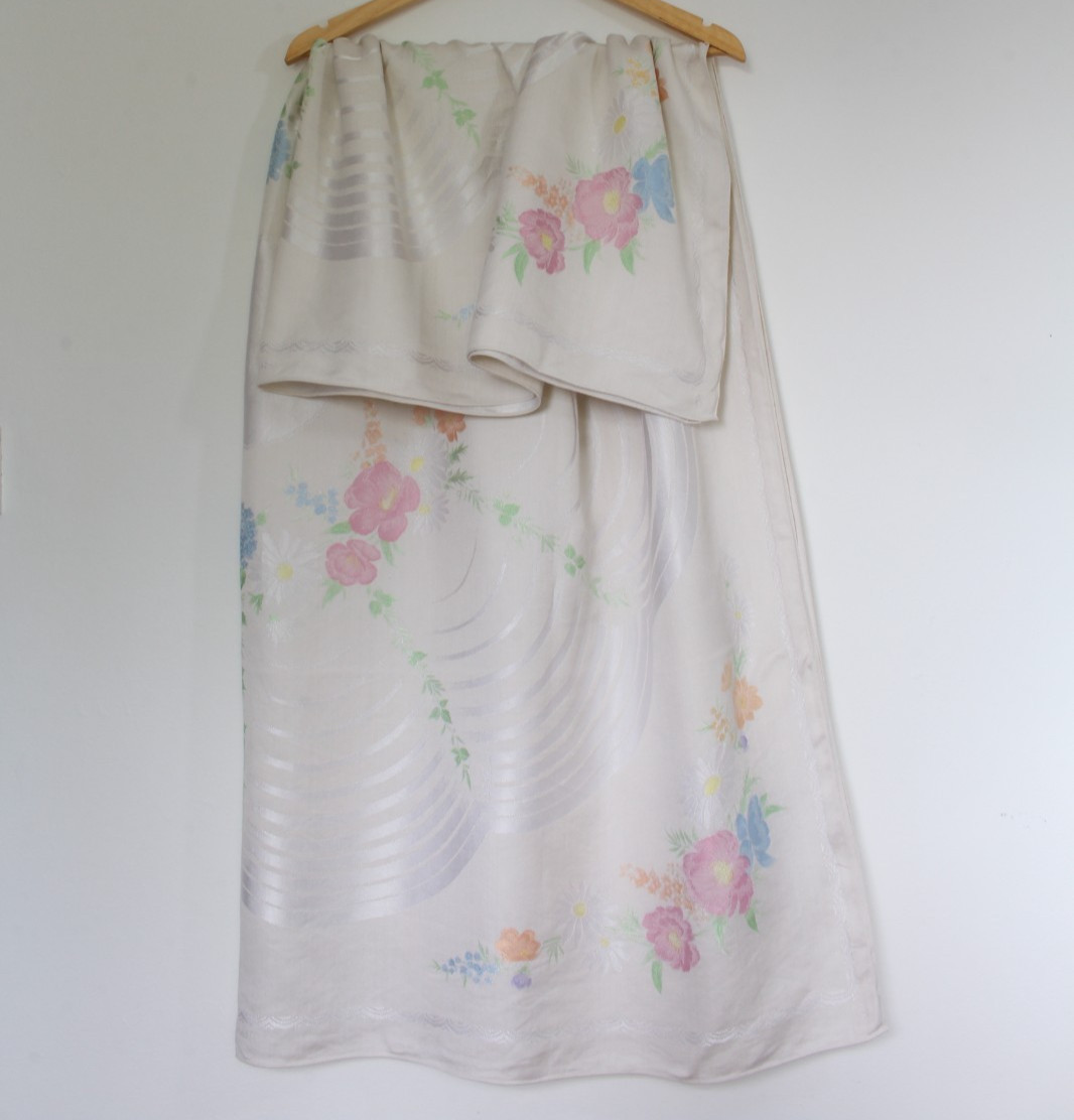 Vintage Double Damask tablecloth table linen Old Bleach coloured flowers square