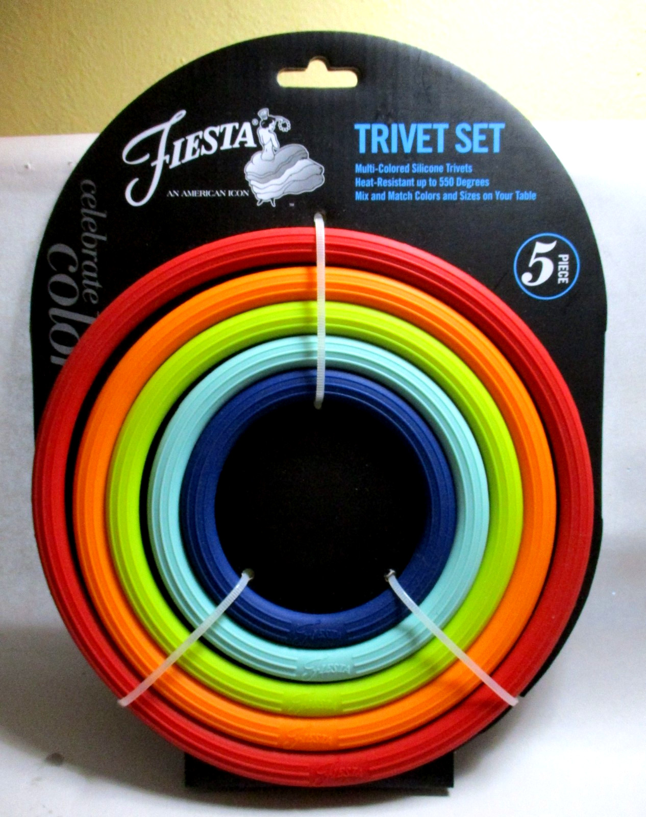 NEW FIESTA SILICONE TRIVET SET 5 PIECE DIFFERENT COLORS CELEBRATE COLOR