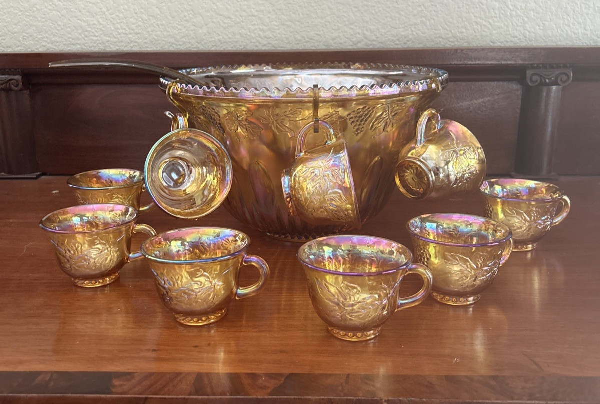 Vintage Indiana Glass Iridescent Princess Set Punch Bowl Cups Hooks Ladle USA