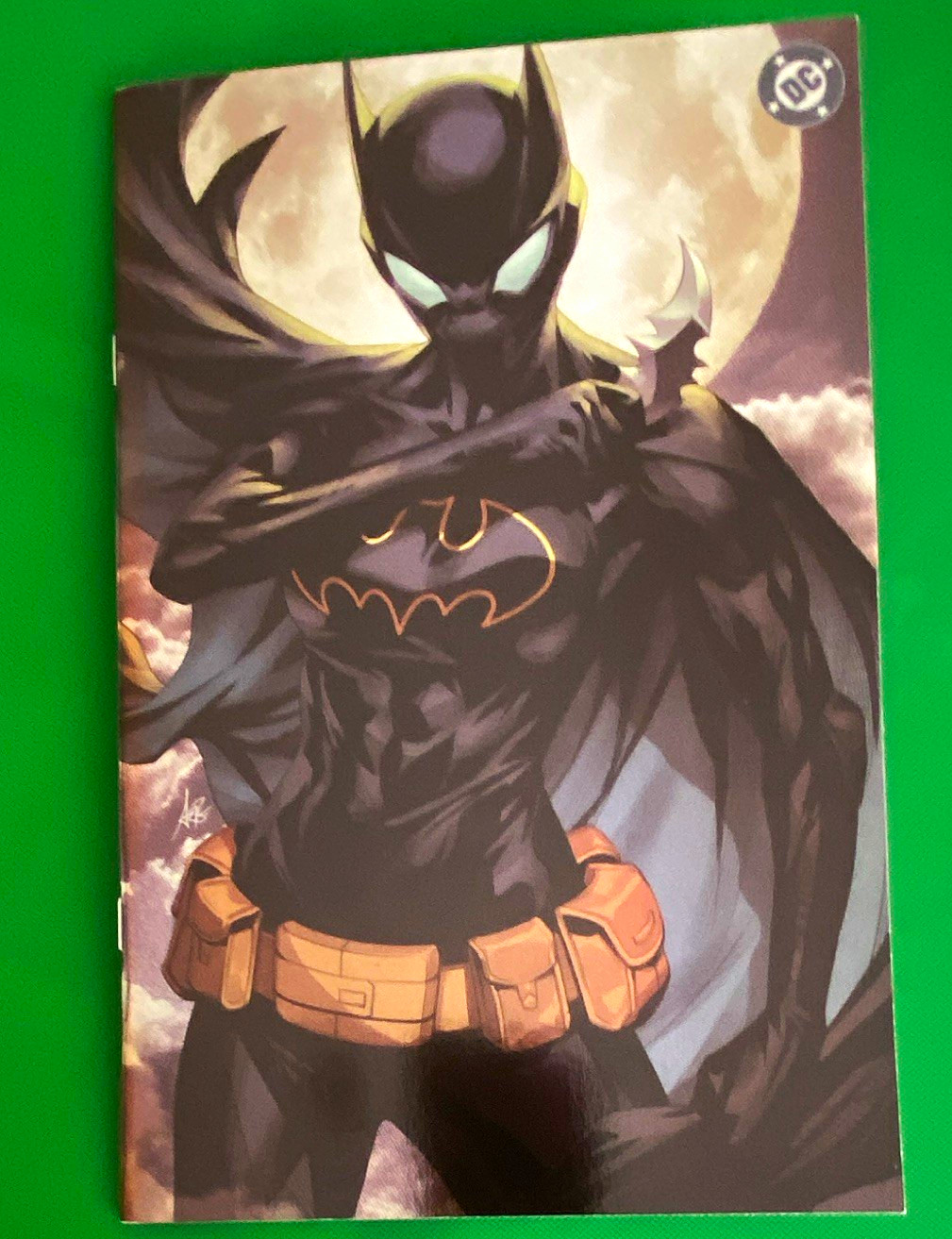 DC Batgirl #1 Variant Cover Stanley “Artgerm” Lau Batgirl (Brombal)NM