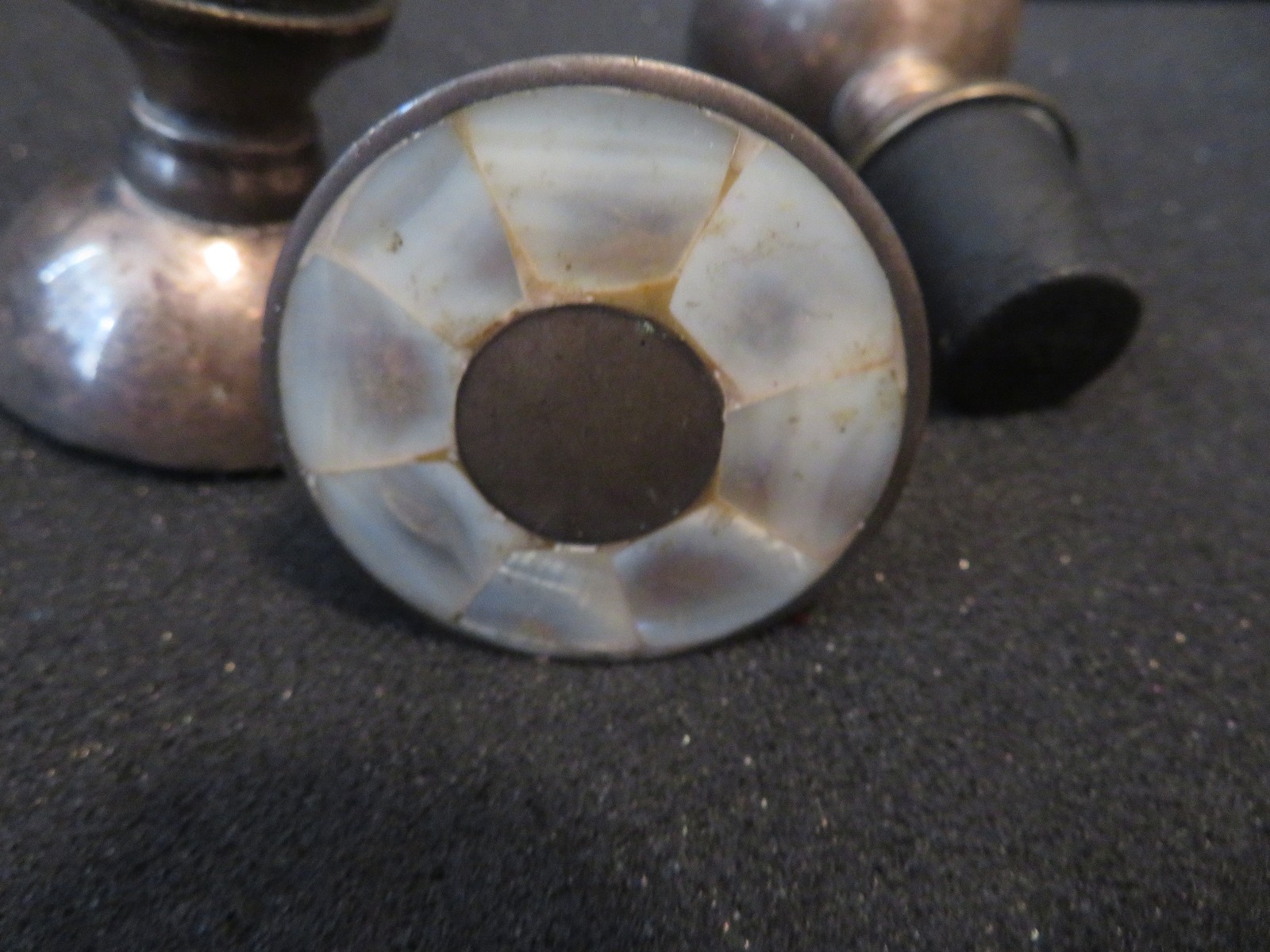 Towle Silversmiths Vintage Silver Plated Wine Bottle Stopper Set Mother of Pearl