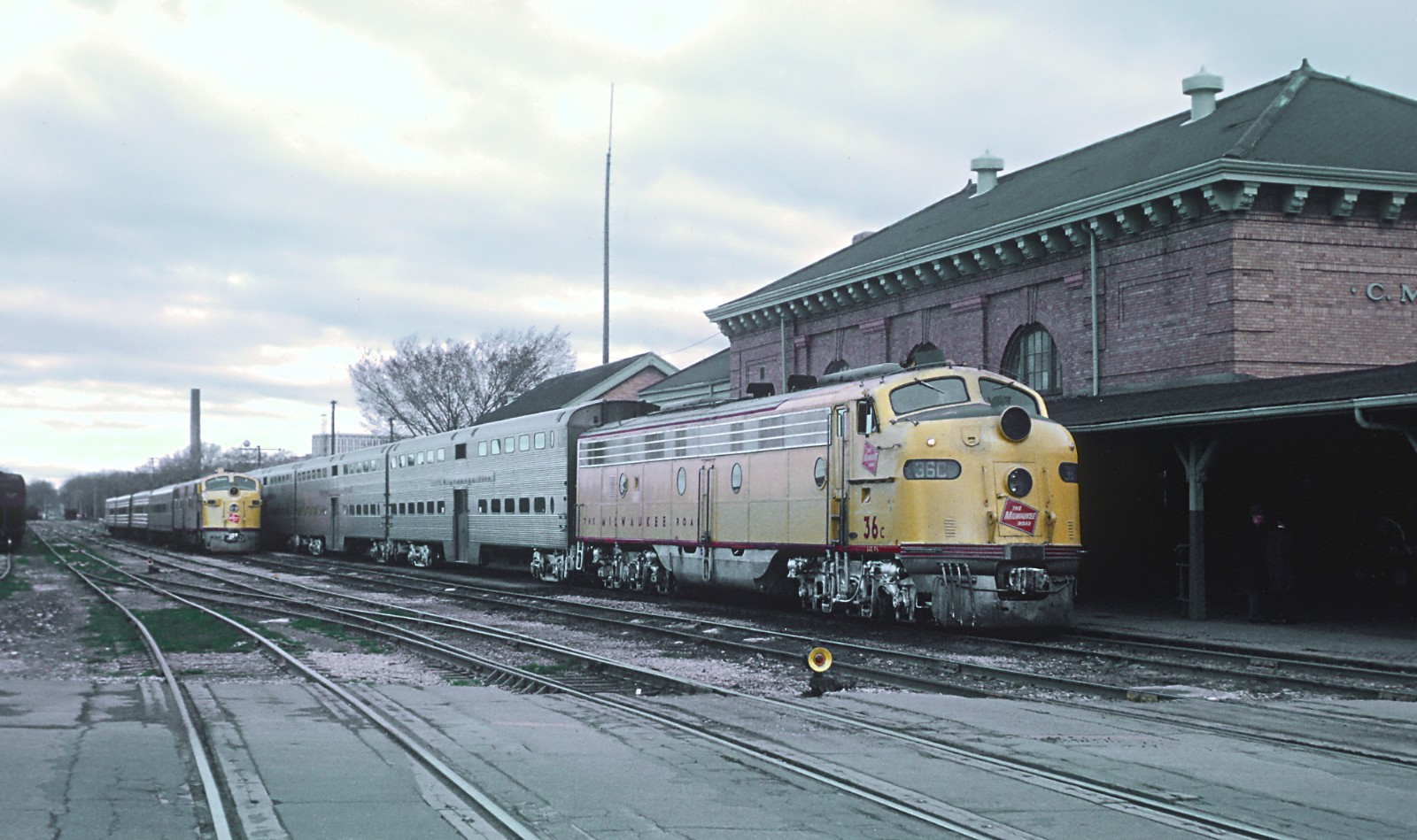 MILW 36C E9A w Student Special & left The Varsity Madison WI 1967 8.5 x 11 Photo