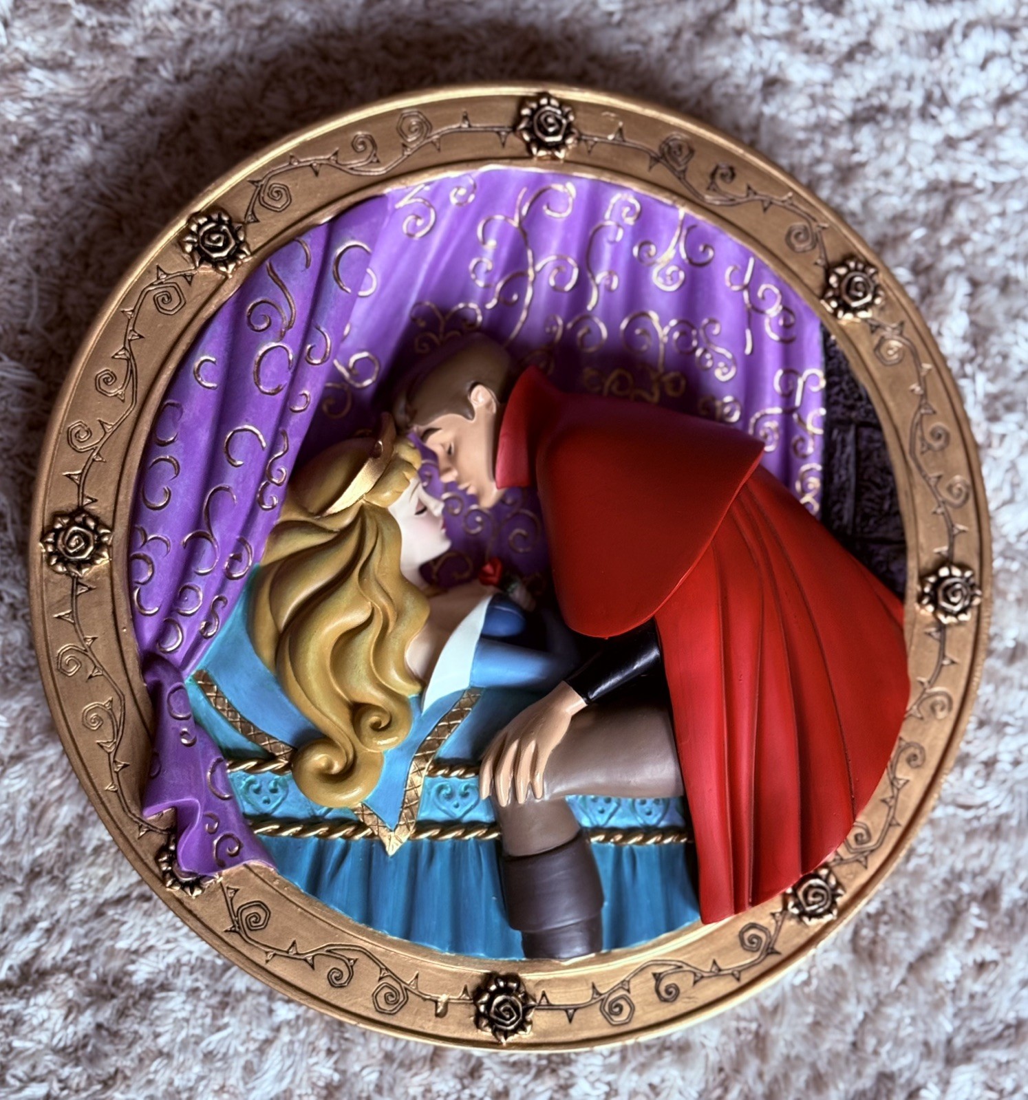 Disney Sleeping Beauty True Love’s Kiss Collectible Plate 3D Aurora LE 10,000