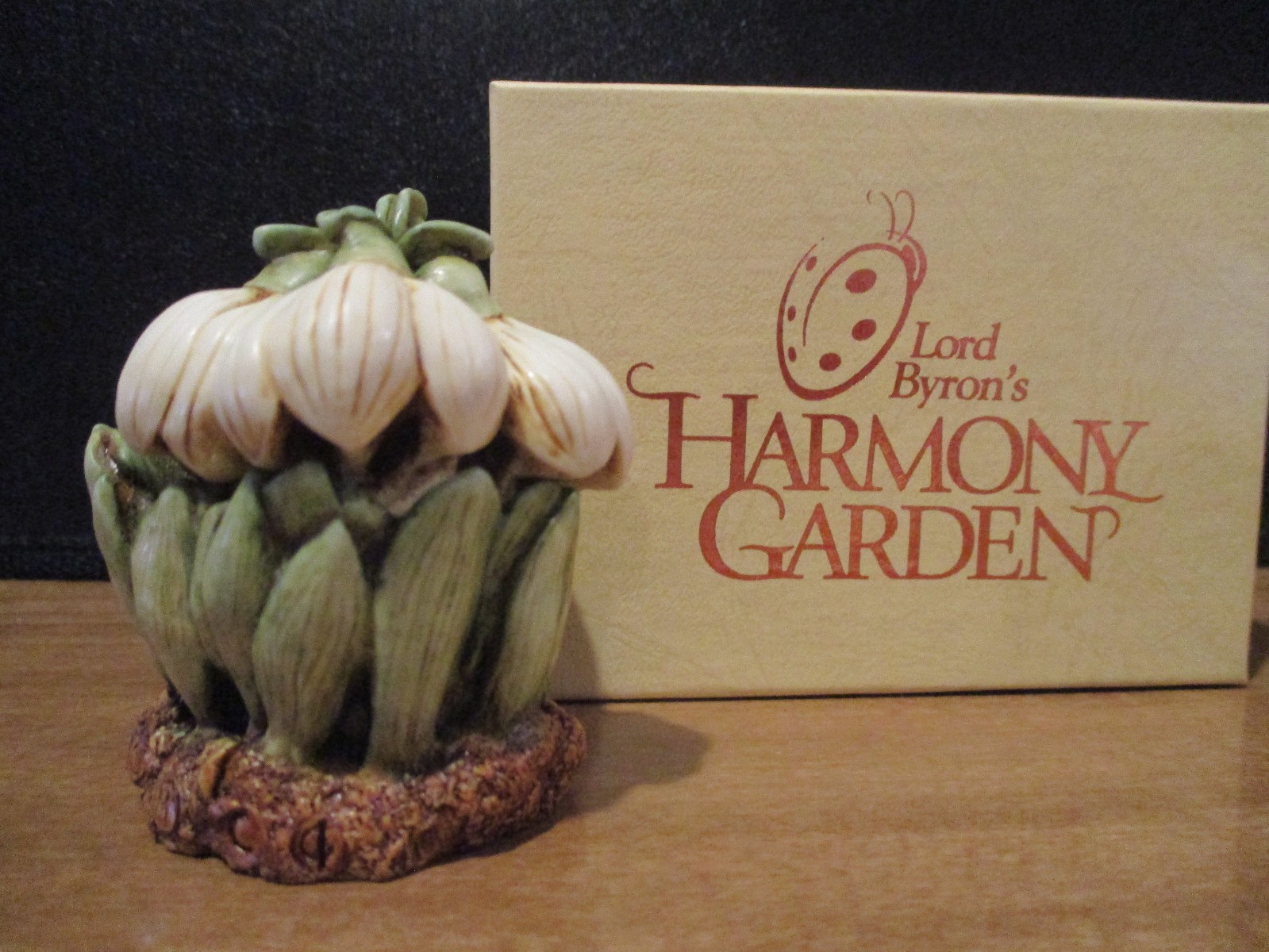 Harmony Kingdom Snow Drop Byron’s Harmony Garden Box Figurine Made in UK