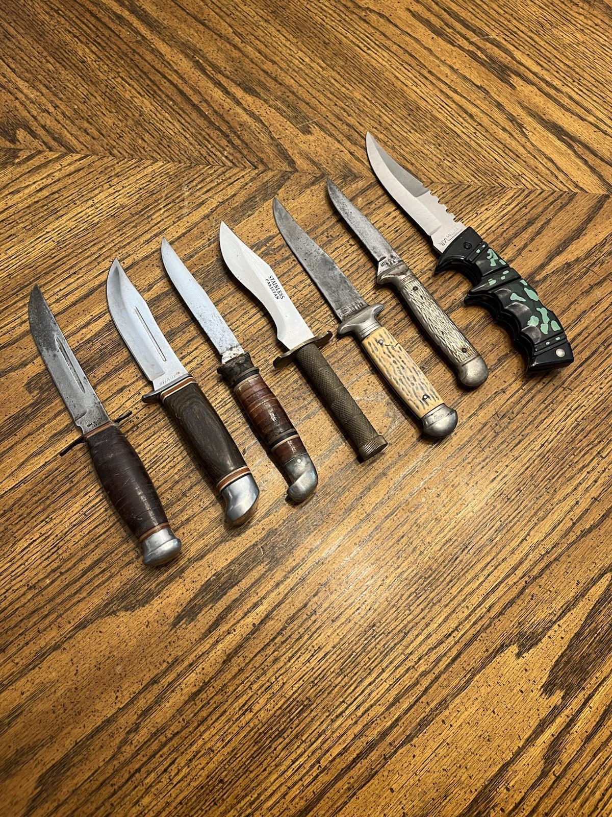 Vintage Lot Of 7 Fixed Blade Knives Various Brands/ Time Periods