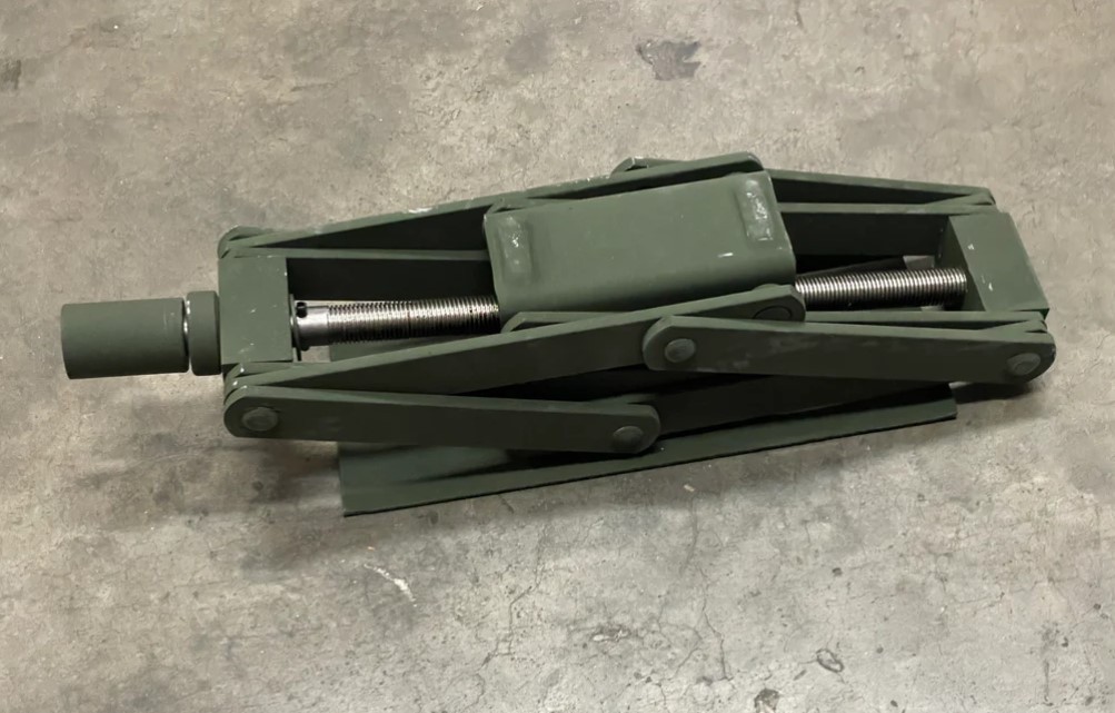 MILITARY 2 TON CAR JACK – M998 HMMWV HUMMER