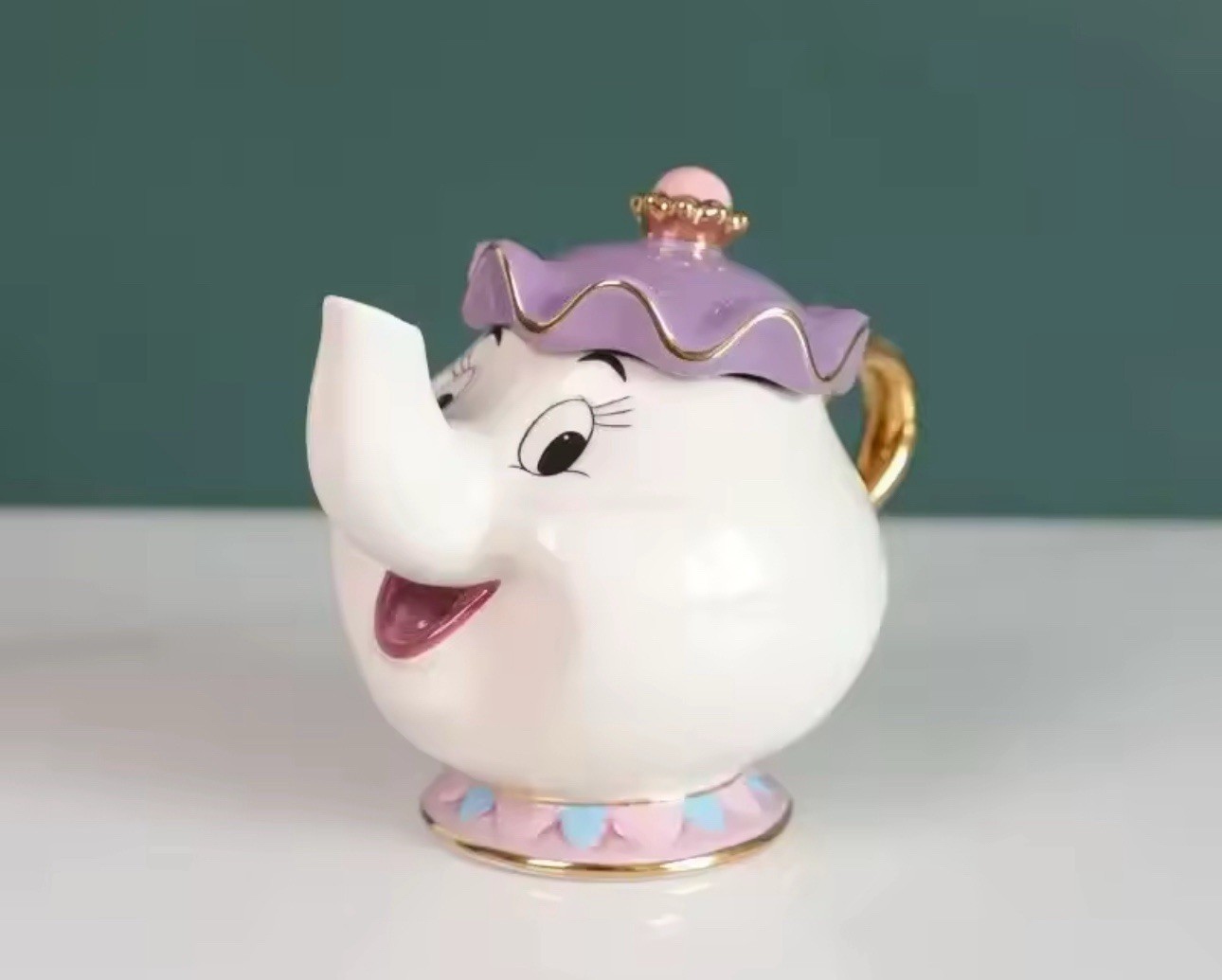 Disney Beauty and The Beast’s Mrs. Potts & Chip Tea Pot Set