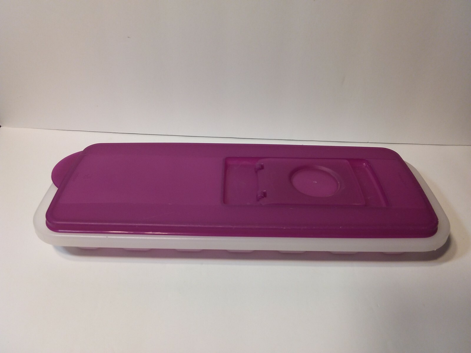 Tupperware #2704 & #2705 “Ice Cube Tray” Raspberry Color Lid.