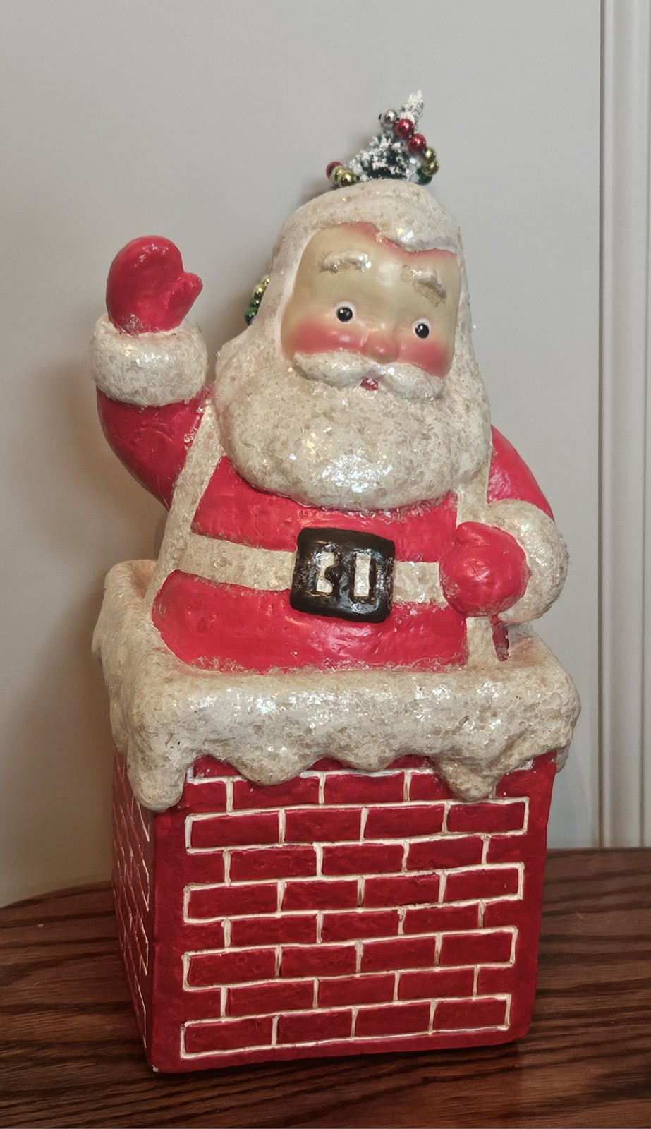 VINTAGE SNOWY SANTA on ROOFTOP W/ CHIMNEY 10″ Tall