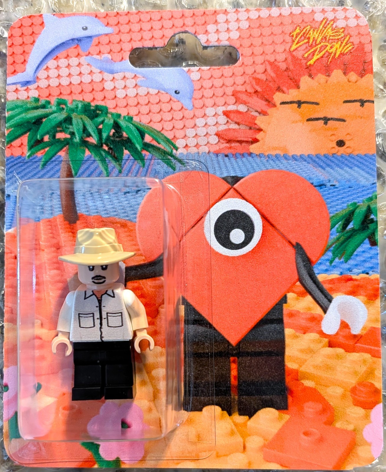 The Canvas Don: Bad Bunny Un Verano Minifigure Figure Authentic NEW IN HAND