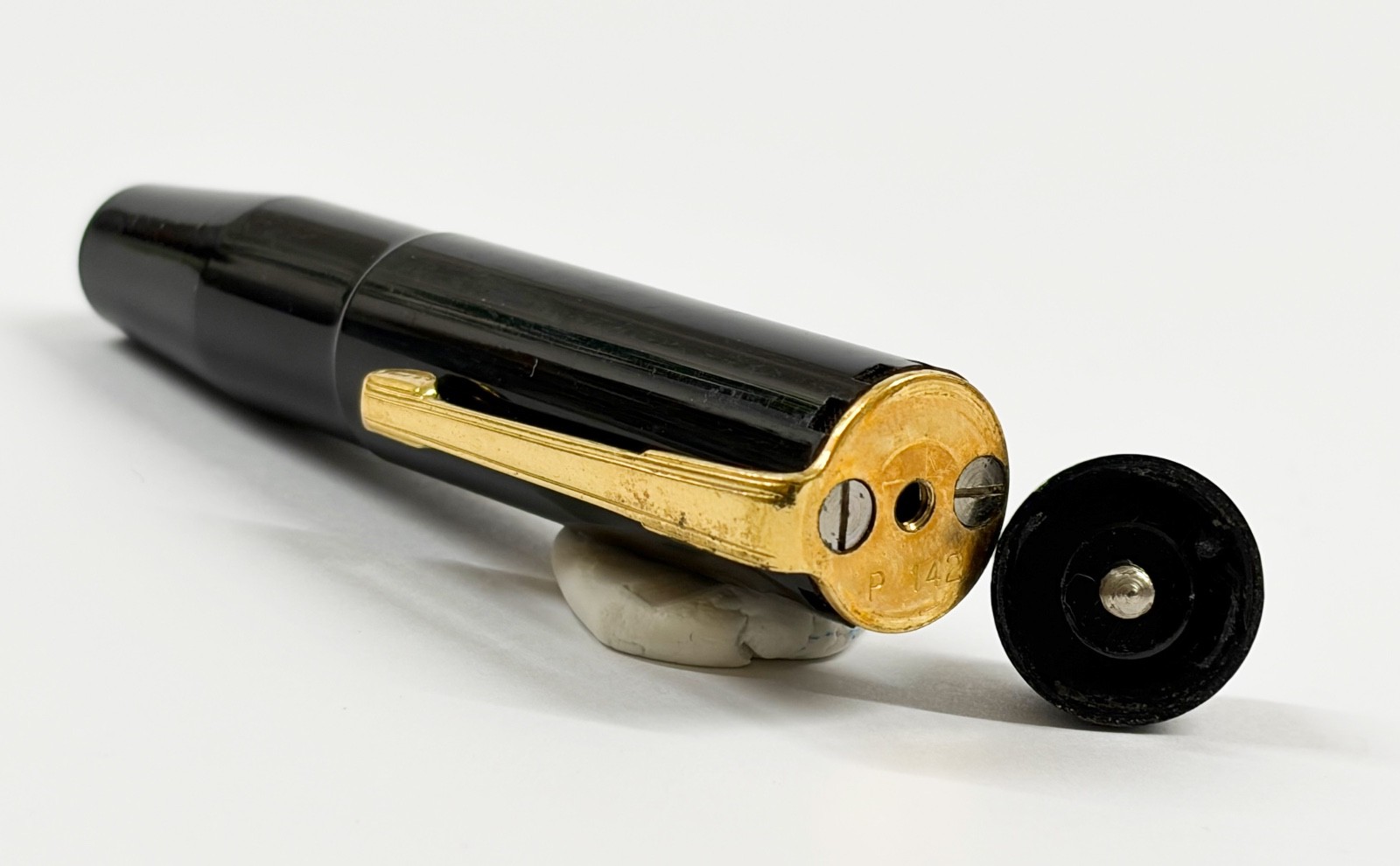 Stasi espionage technology. Cold War Spy Microphone fountain pen 1950’s Germany