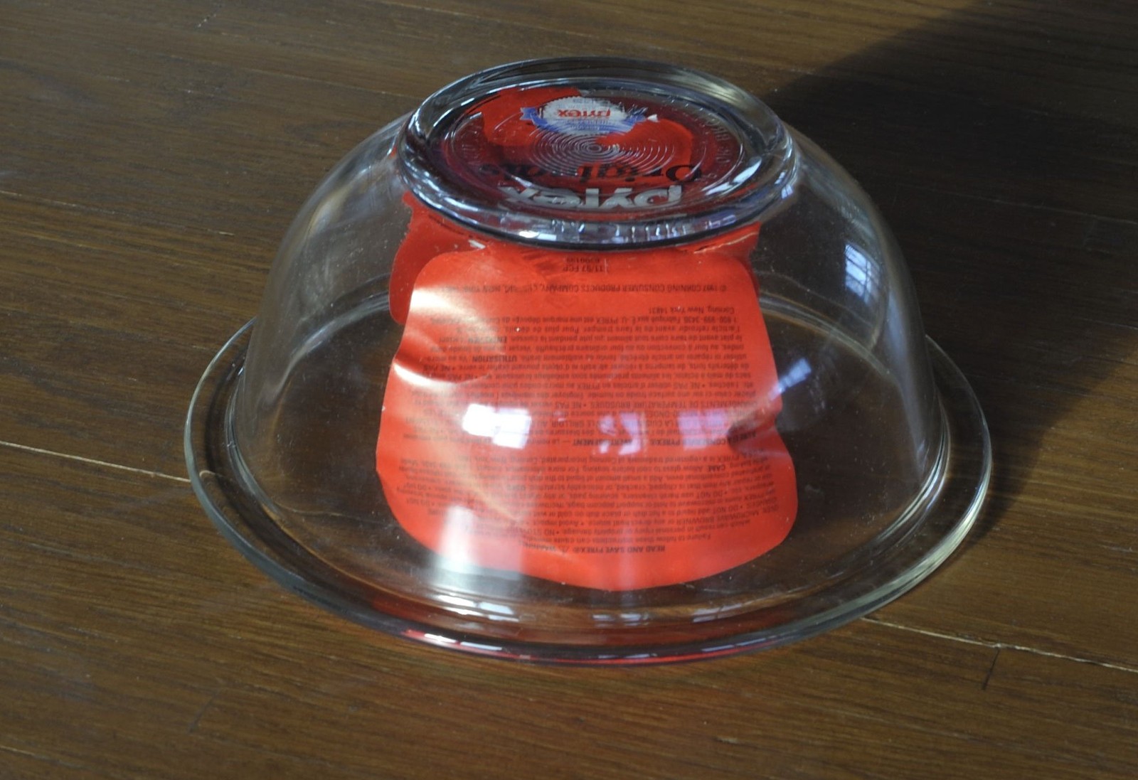 Pyrex Prepware 1-Quart Glass Mixing Bowl, 0.94 1-Quart, Transparent glass